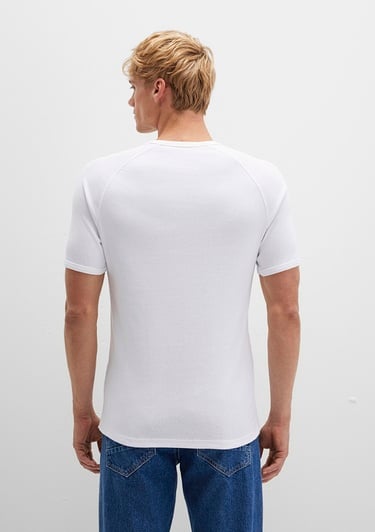  Mavi Ribana Detaylı Beyaz Tişört Fitted / Vücuda Oturan Kesim 06605622