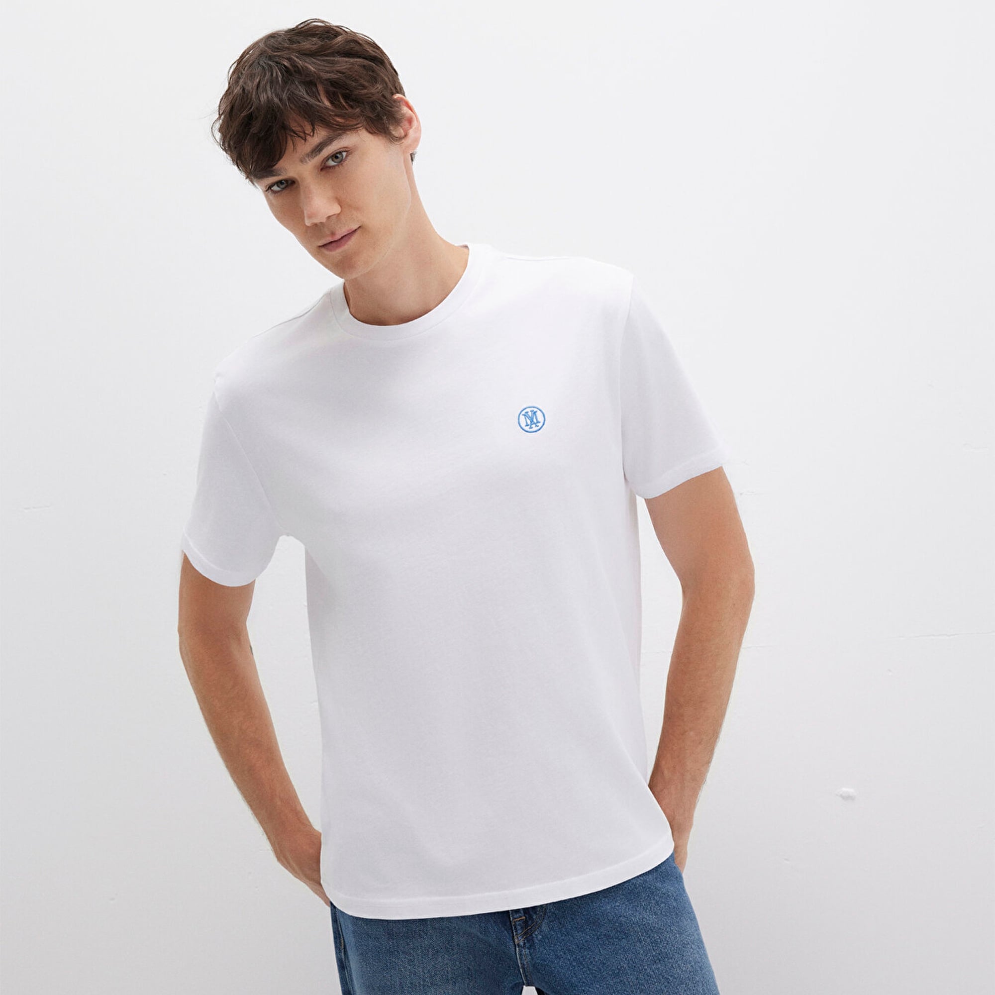 Mavi Mavi Logo İşlemeli Beyaz Basic Tişört Loose Fit / Bol Rahat Kesim 067074-620