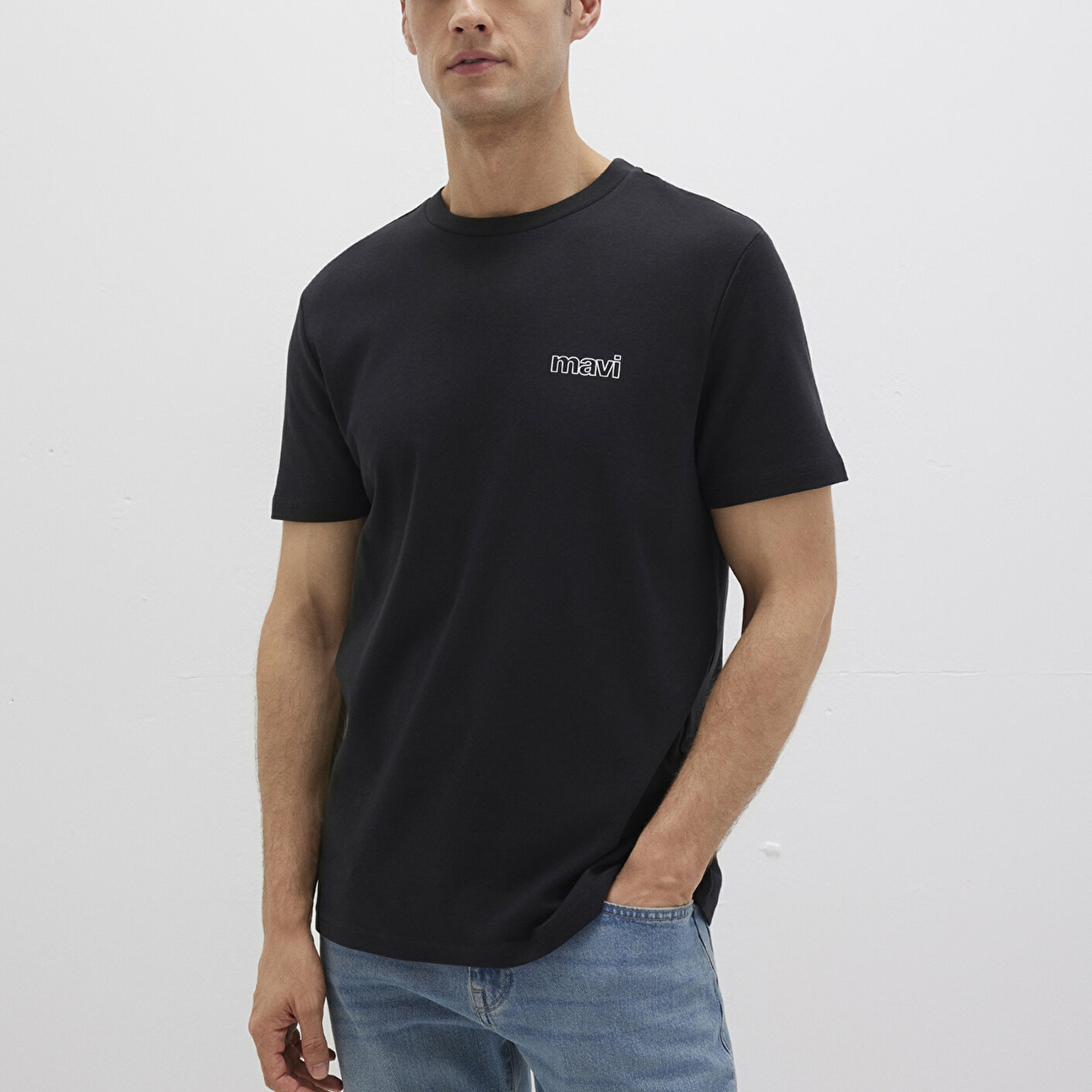 Mavi Mavi Logo Baskılı Siyah İnterlok Tişört Slim Fit / Dar Kesim 0610360-900