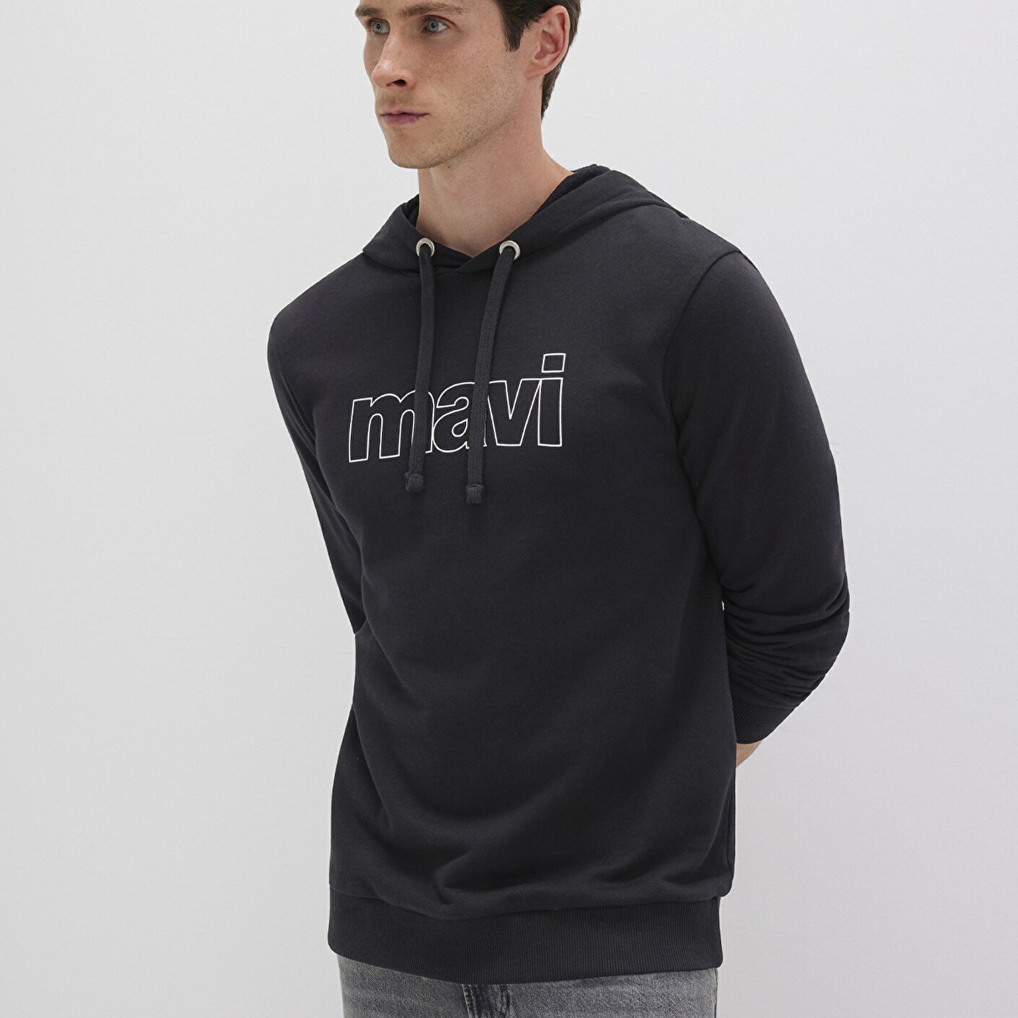 Mavi Mavi Logo Baskılı Kapüşonlu Siyah Sweatshirt 065606-900
