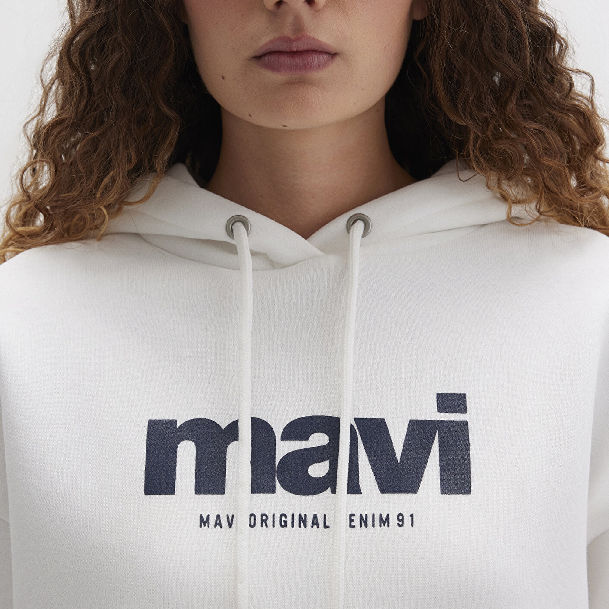 Mavi Mavi Logo Baskılı Kapüşonlu Ekru Sweatshirt 168334-81964