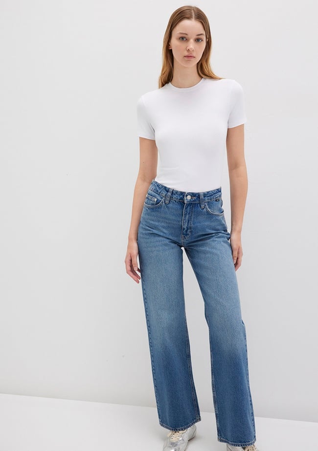  Mavi Lux Touch Beyaz Basic Modal Tişört Fitted / Vücuda Oturan Kesim 1600963-620