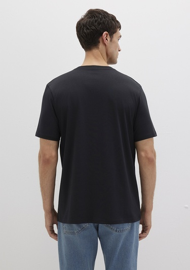  Mavi Organik Pamuk Siyah Tişört Regular Fit / Normal Kesim 066483-900