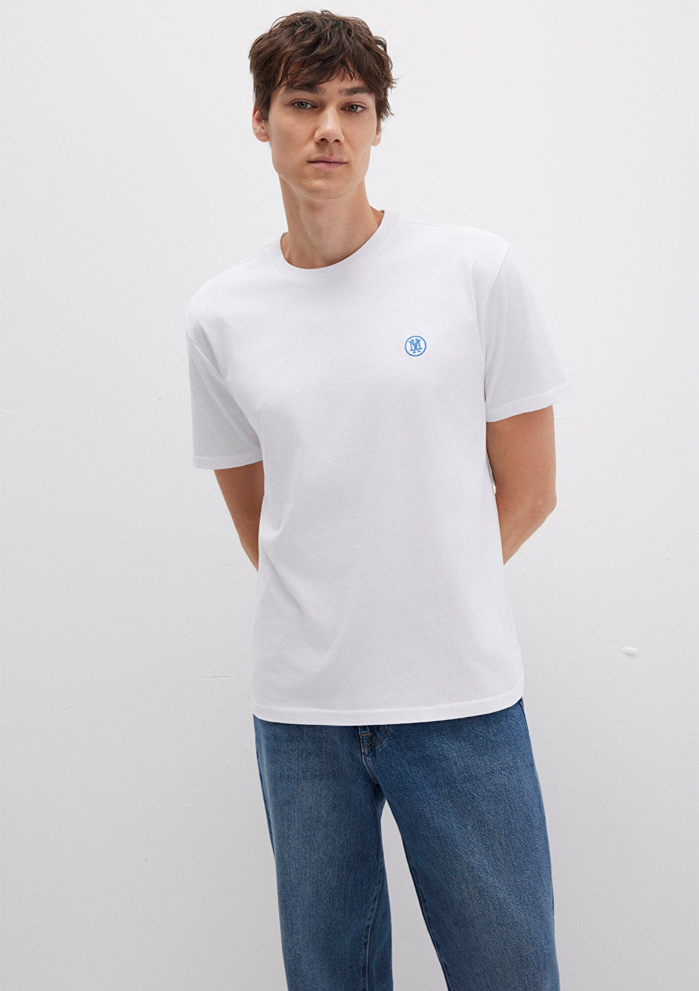  Mavi Mavi Logo İşlemeli Beyaz Basic Tişört Loose Fit / Bol Rahat Kesim 067074-620