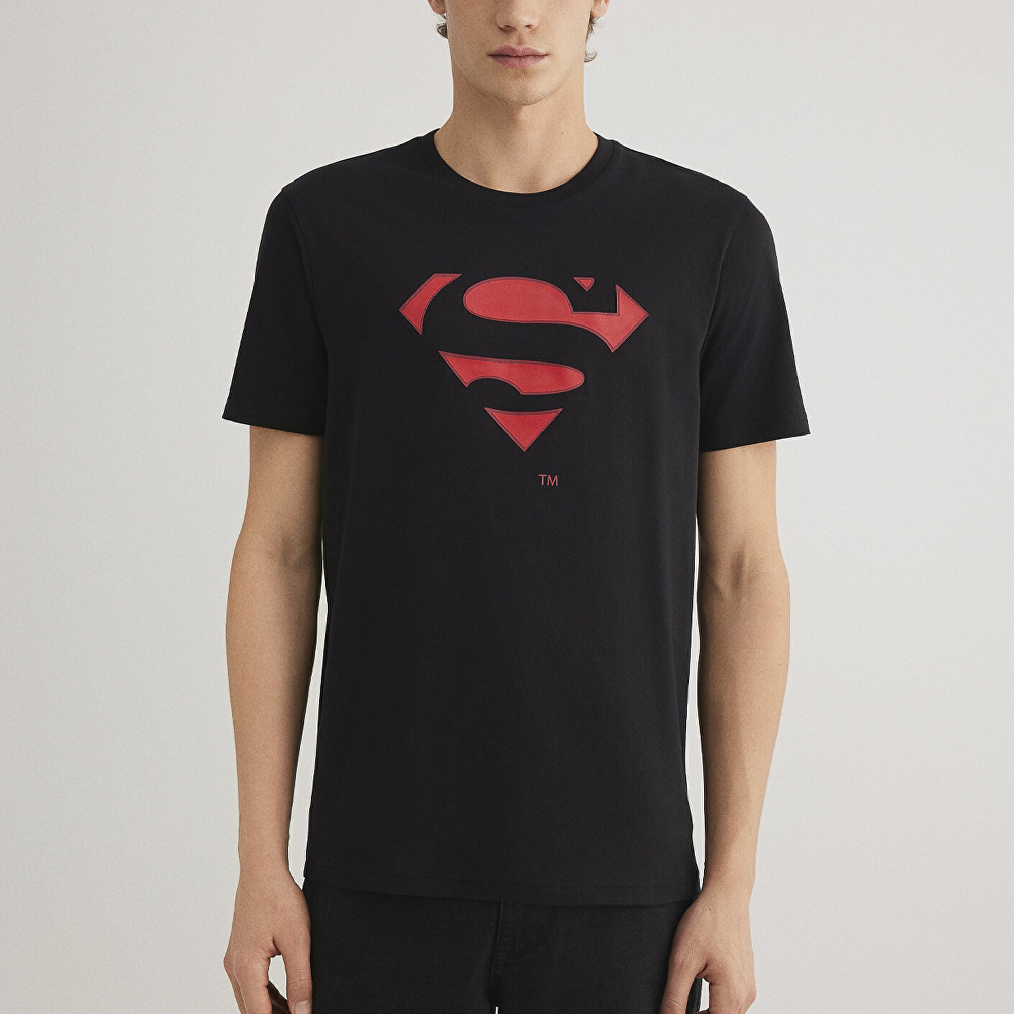 Mavi Superman Baskılı Siyah Tişört Slim Fit / Dar Kesim 066875-900
