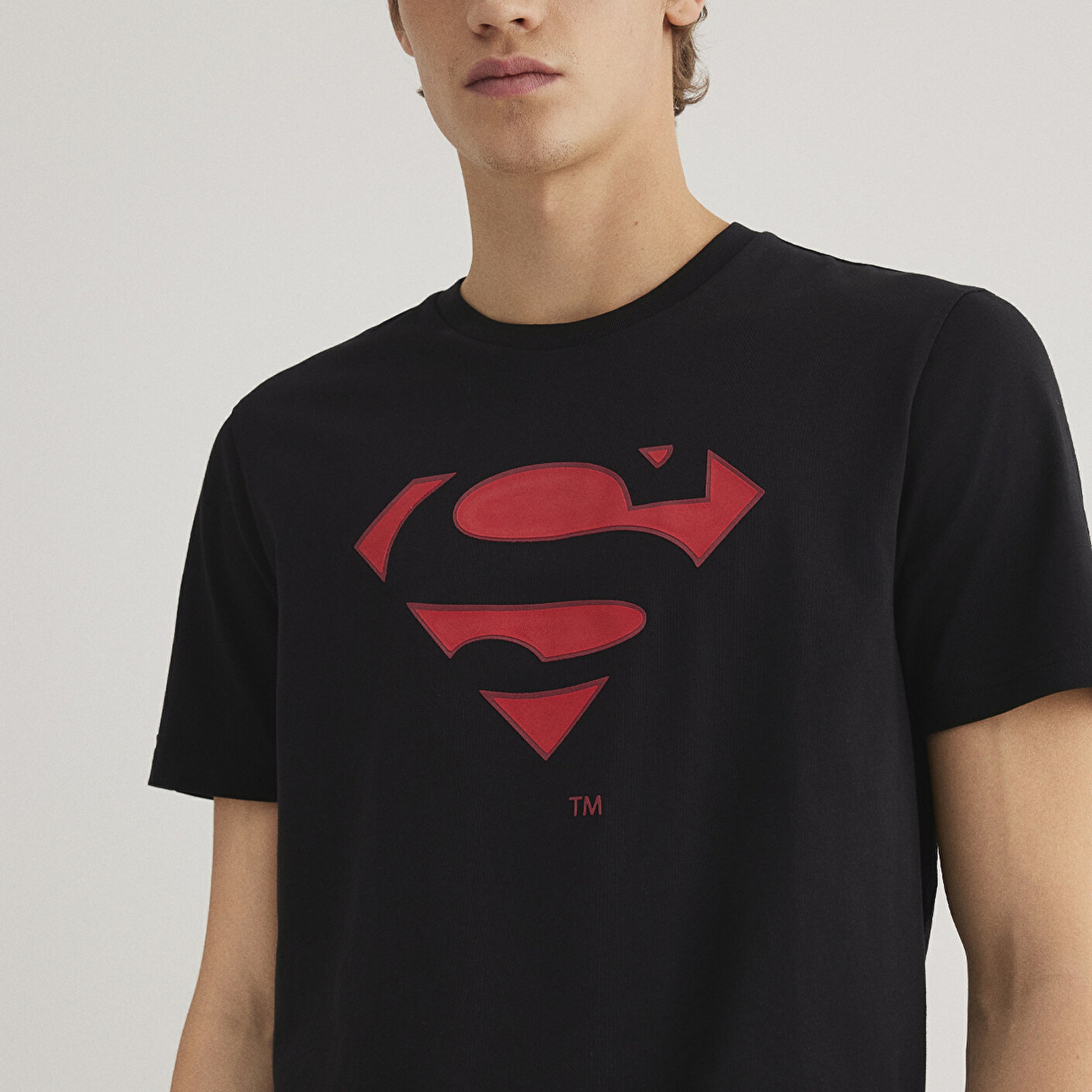 Mavi Superman Baskılı Siyah Tişört Slim Fit / Dar Kesim 066875-900