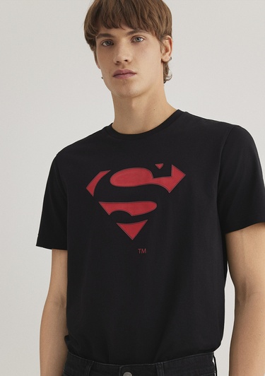  Mavi Superman Baskılı Siyah Tişört Slim Fit / Dar Kesim 066875-900