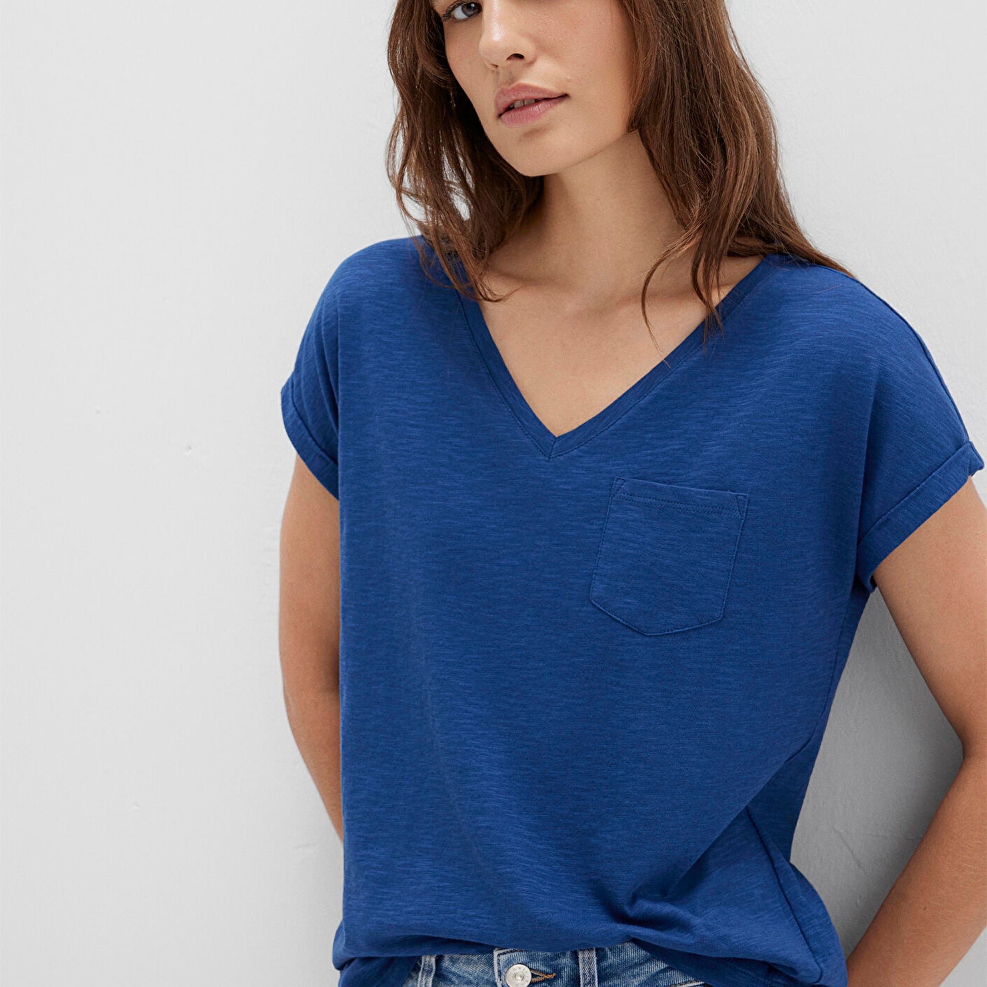 Mavi V Yaka Mavi Basic Tişört Loose Fit / Bol Rahat Kesim 1600961-30808