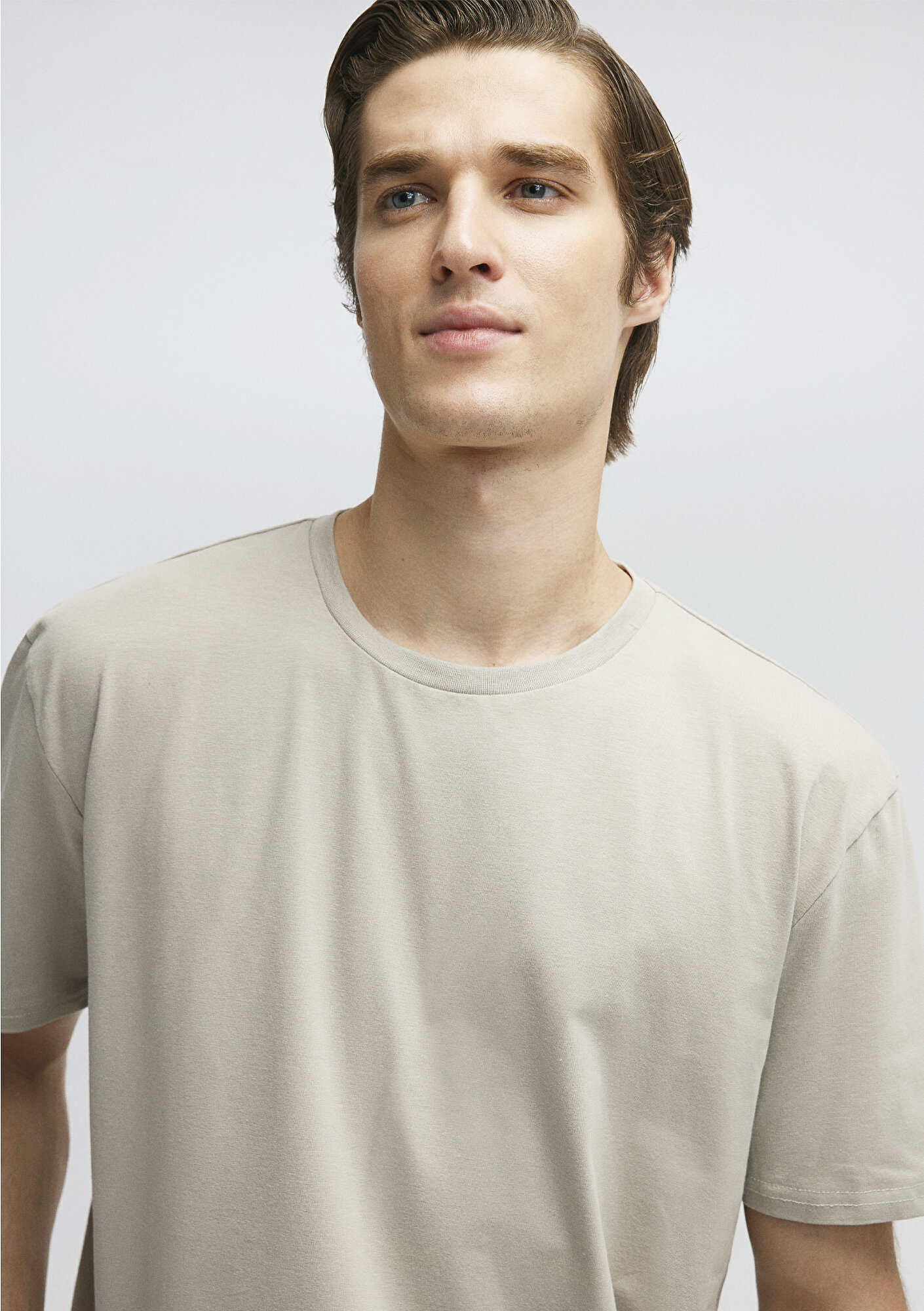 Mavi Stretch Bej Basic Tişört Loose Fit / Bol Rahat Kesim 0610136-70100