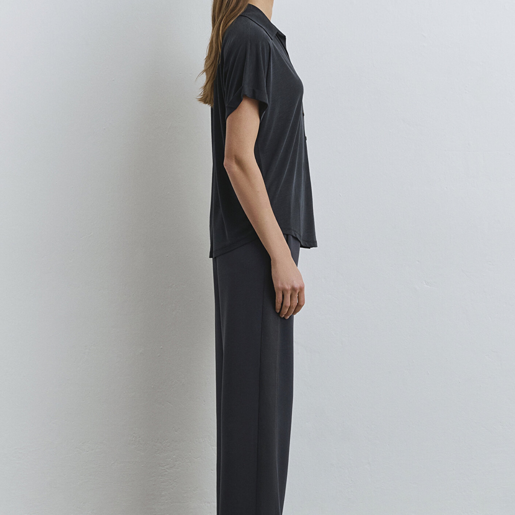 Mavi Lux Touch TENCEL TM Antrasit Modal Gömlek Regular Fit / Normal Kesim 168081-900