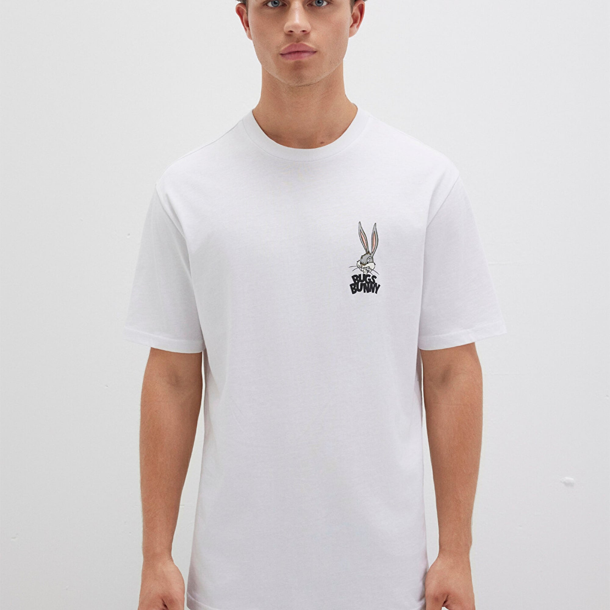 Mavi Bugs Bunny Baskılı Beyaz Tişört Loose Fit / Bol Rahat Kesim 0610636-620