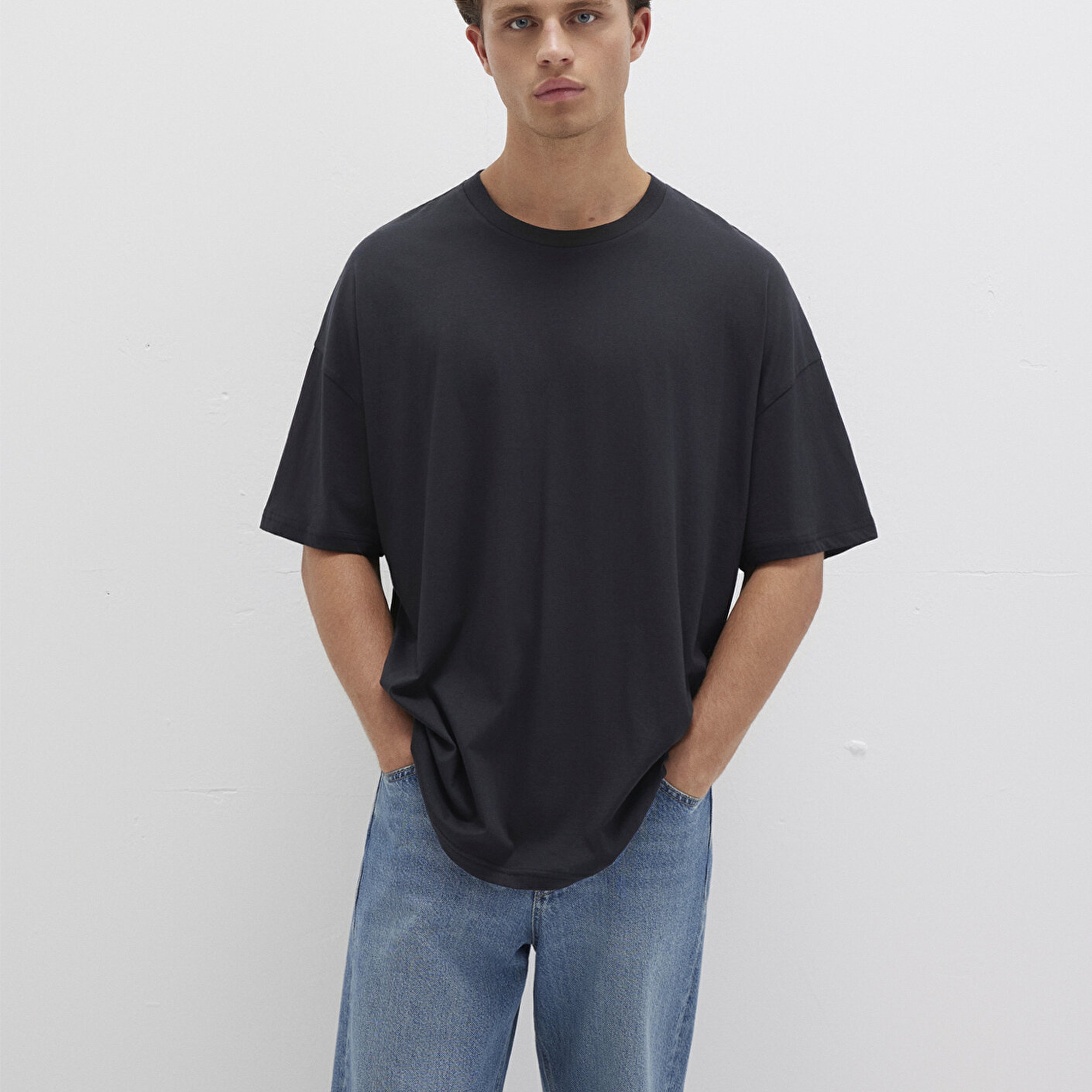 Mavi Organik Pamuk Siyah Oversize Tişört Oversize / Geniş Kesim 066902-900