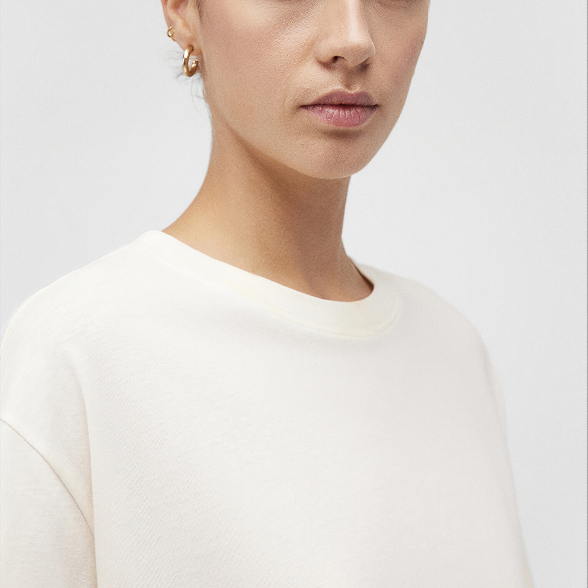 Mavi Bisiklet Yaka Beyaz Basic Tişört Boxy Fit 1611651-80194