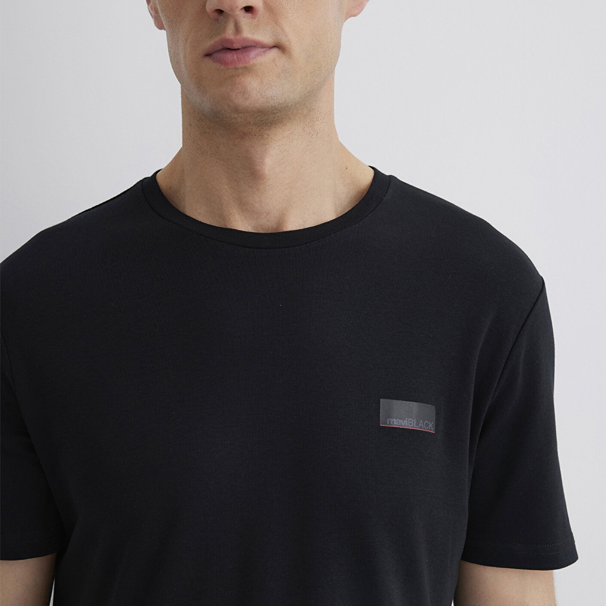 Mavi Mavi Black Baskılı Siyah Tişört Slim Fit / Dar Kesim 0611401-900