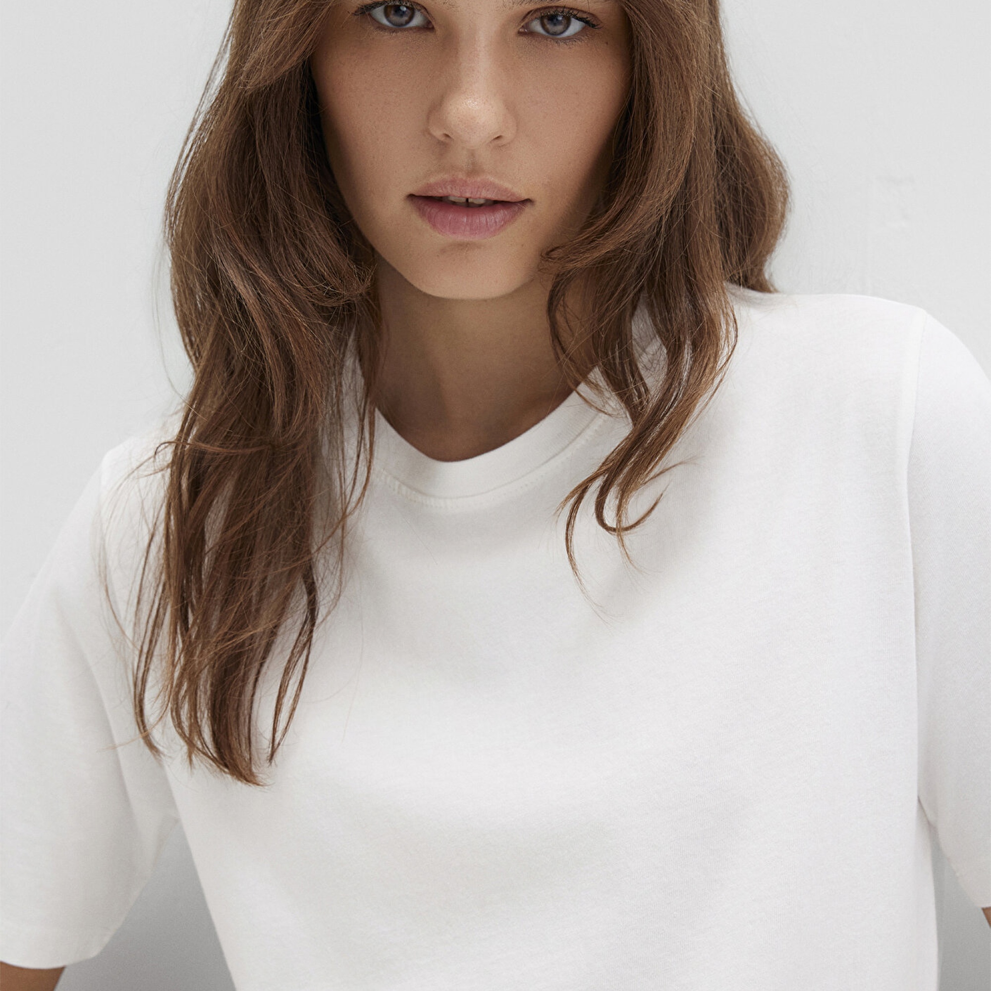 Mavi Ekru Basic Tişört Regular Fit / Normal Kesim 1600965-33389