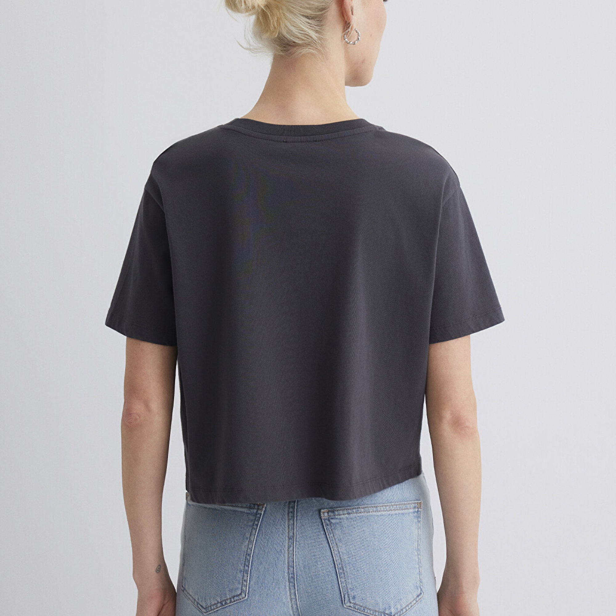 Mavi Bisiklet Yaka Antrasit Basic Tişört Boxy Fit 1611651-70087