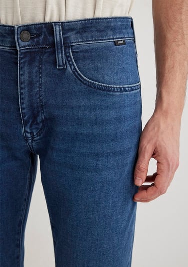  Mavi Marcus Sporty Koyu Mavi Jean Pantolon 0035182162