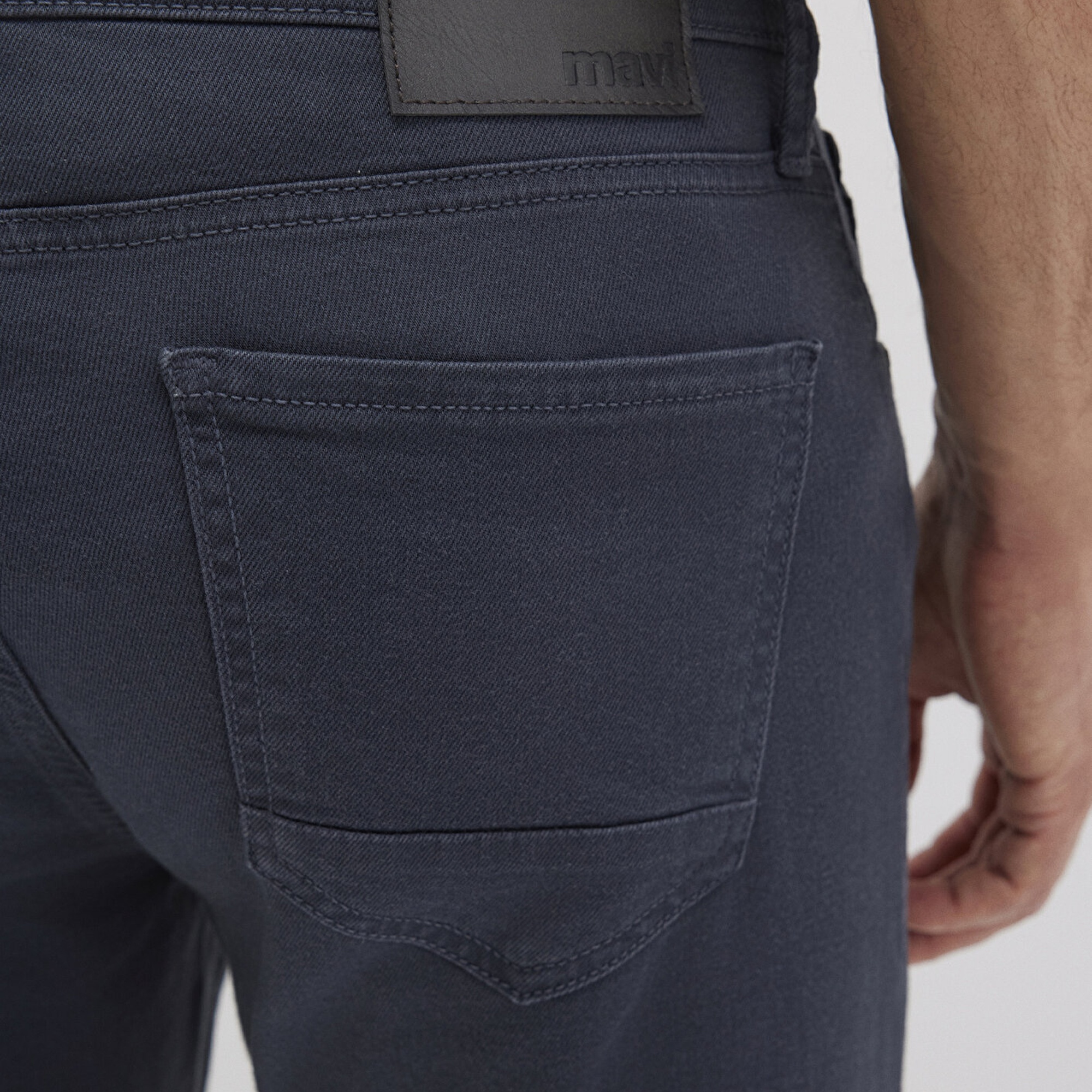 Mavi Marcus Mavi Yıkamalı Comfort Gabardin Pantolon 0035132609