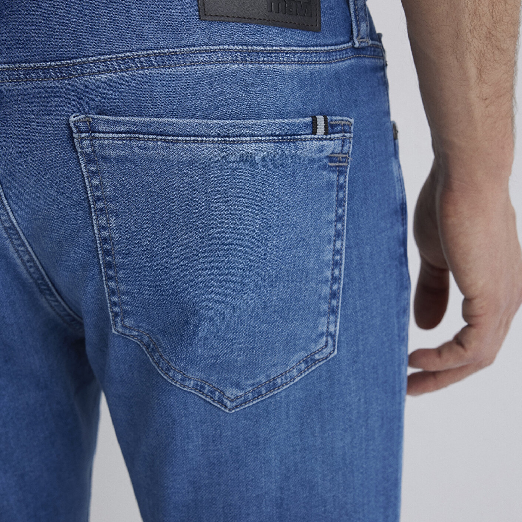 Mavi Jake Sporty Açık Mavi Jean Pantolon 0042280965