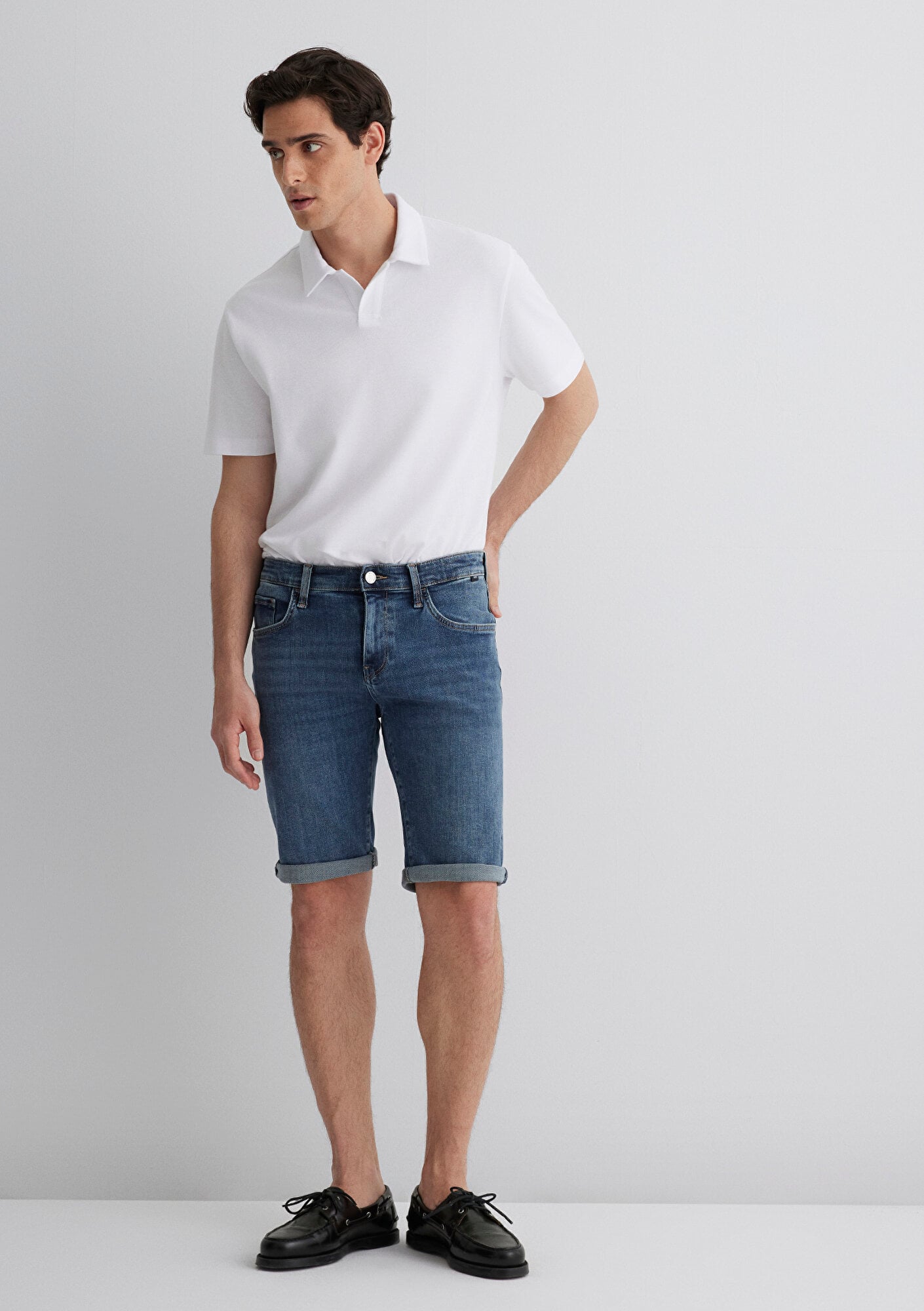  Mavi Nicholas Mavi Black Puslu Koyu Mavi Jean Şort 0416084465