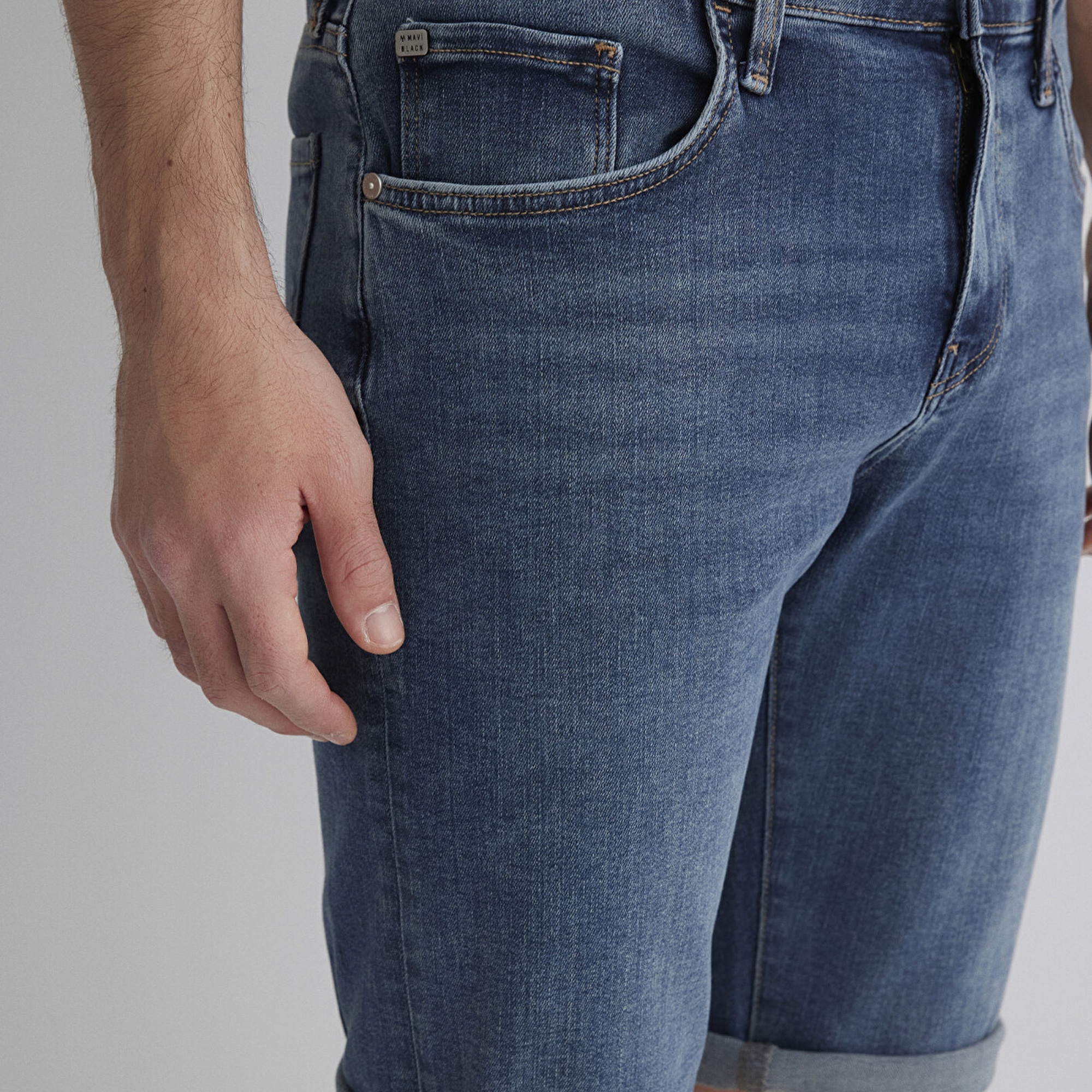 Mavi Nicholas Mavi Black Puslu Koyu Mavi Jean Şort 0416084465