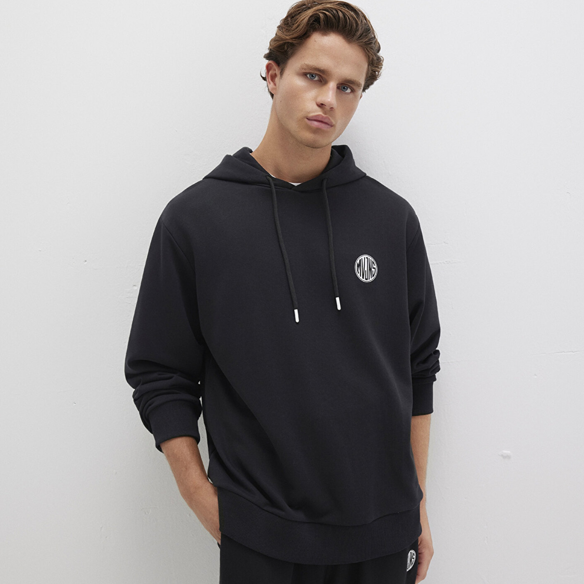 Mavi MVJNS Logo Baskılı Kapüşonlu Siyah Sweatshirt 0611786-900