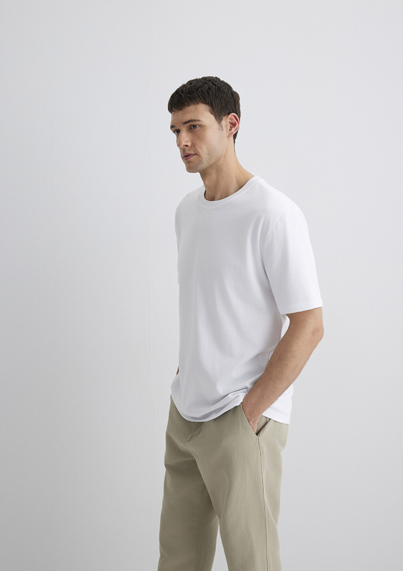  Mavi Bisiklet Yaka Beyaz Basic Tişört Loose Fit / Bol Rahat Kesim 0611596-620