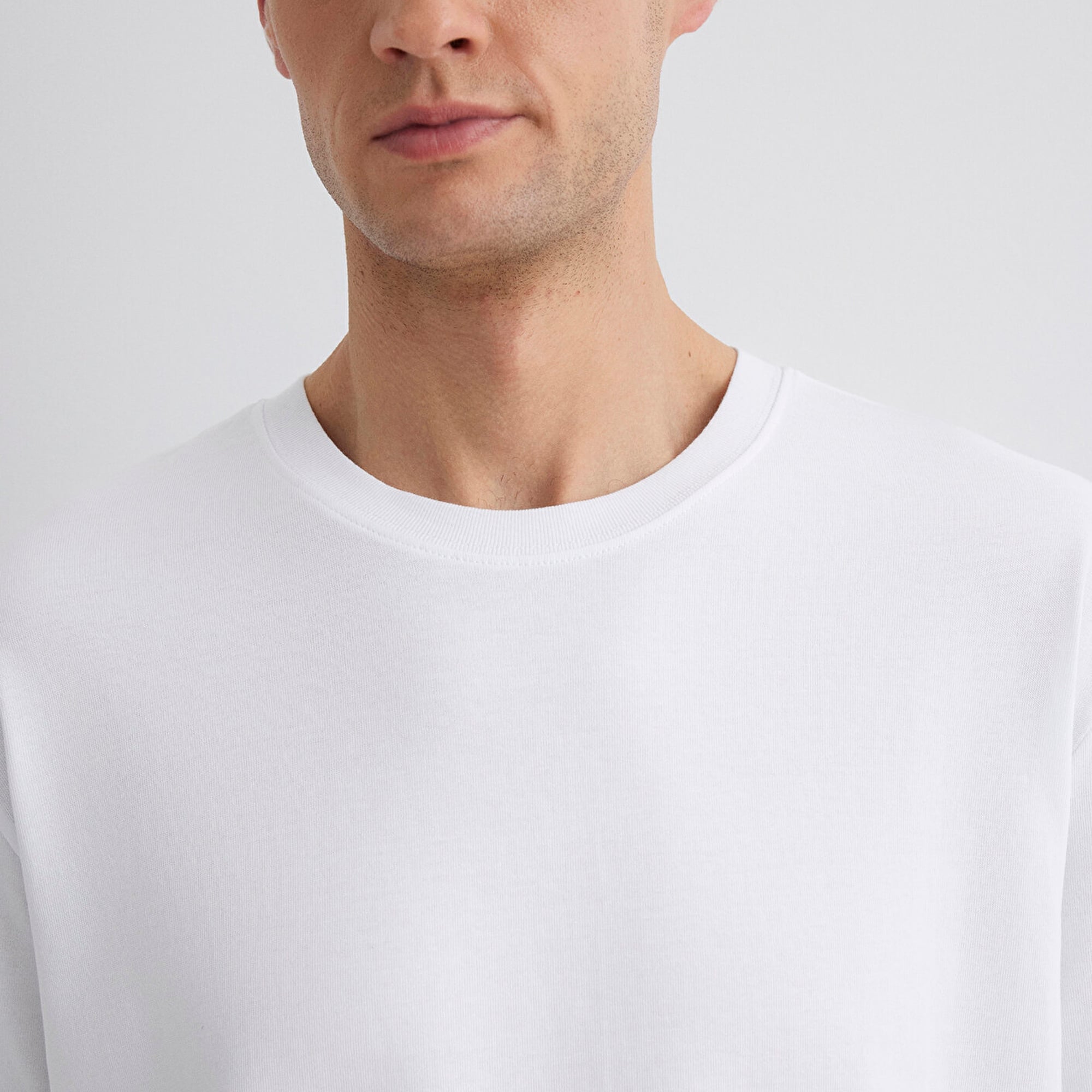 Mavi Bisiklet Yaka Beyaz Basic Tişört Loose Fit / Bol Rahat Kesim 0611596-620