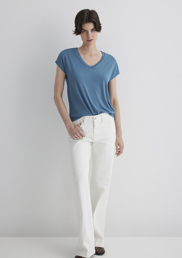  Mavi V Yaka Mavi Basic Viskoz Tişört Regular Fit / Normal Kesim 167714-70753
