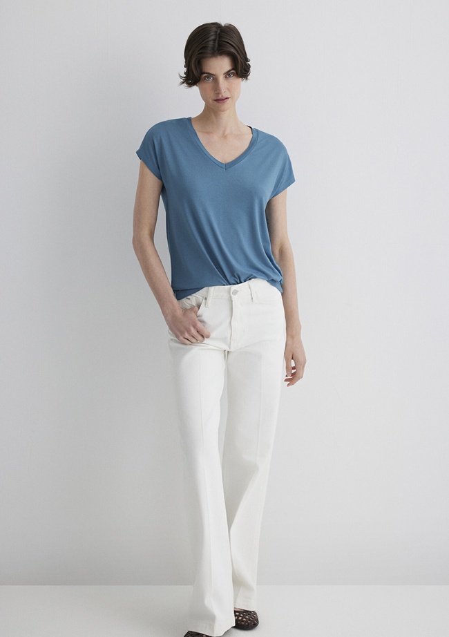  Mavi V Yaka Mavi Basic Viskoz Tişört Regular Fit / Normal Kesim 167714-70753