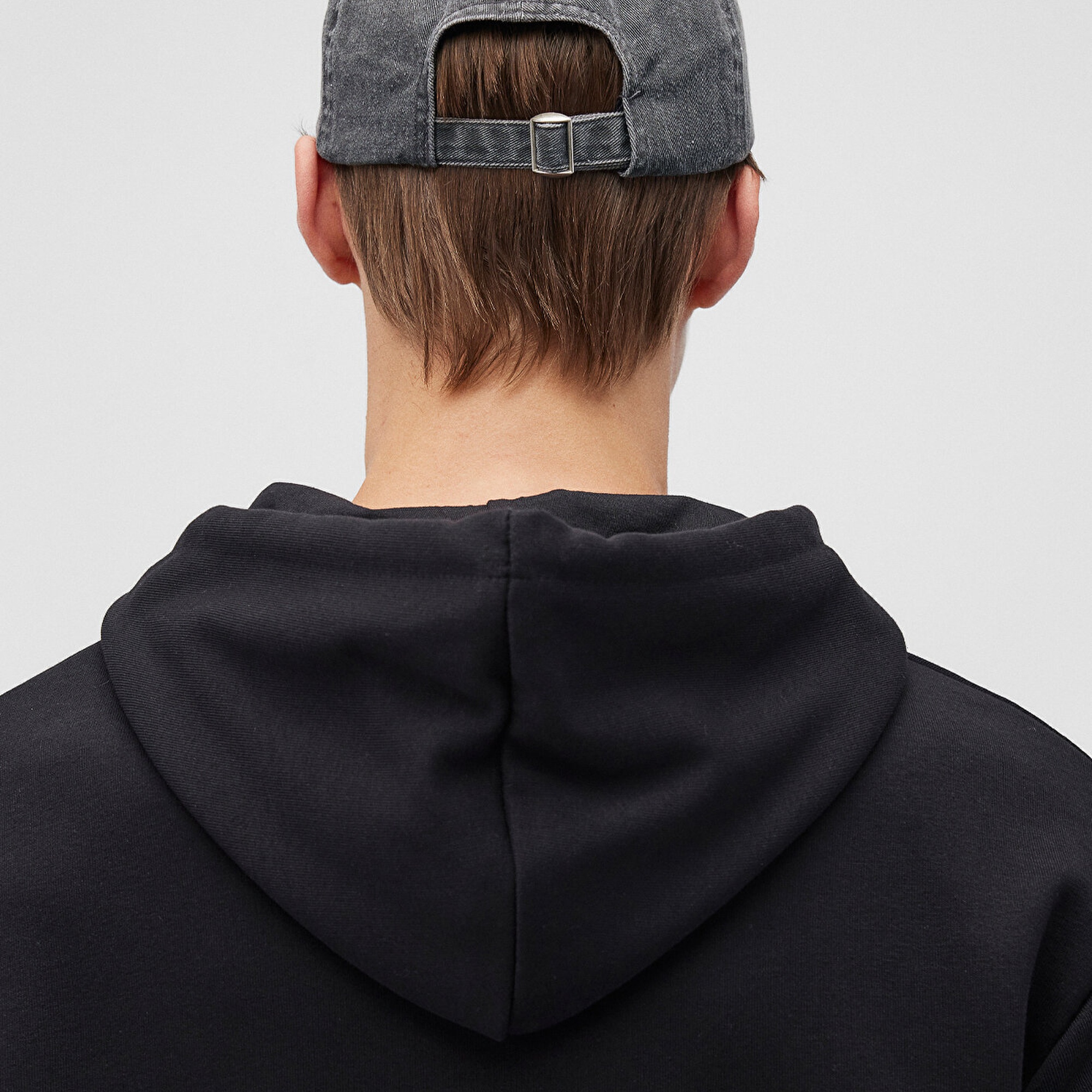 Mavi M Logo Detaylı Gri Şapka 0911156-34314