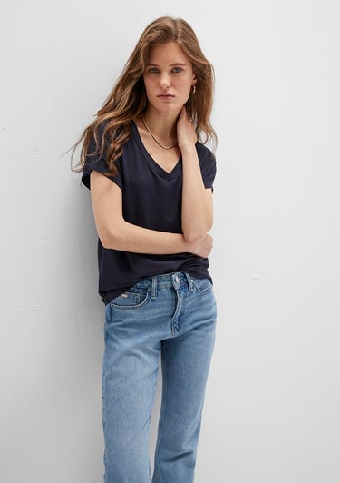  Mavi V Yaka Lacivert Basic Viskoz Tişört Regular Fit / Normal Kesim 167714-85315