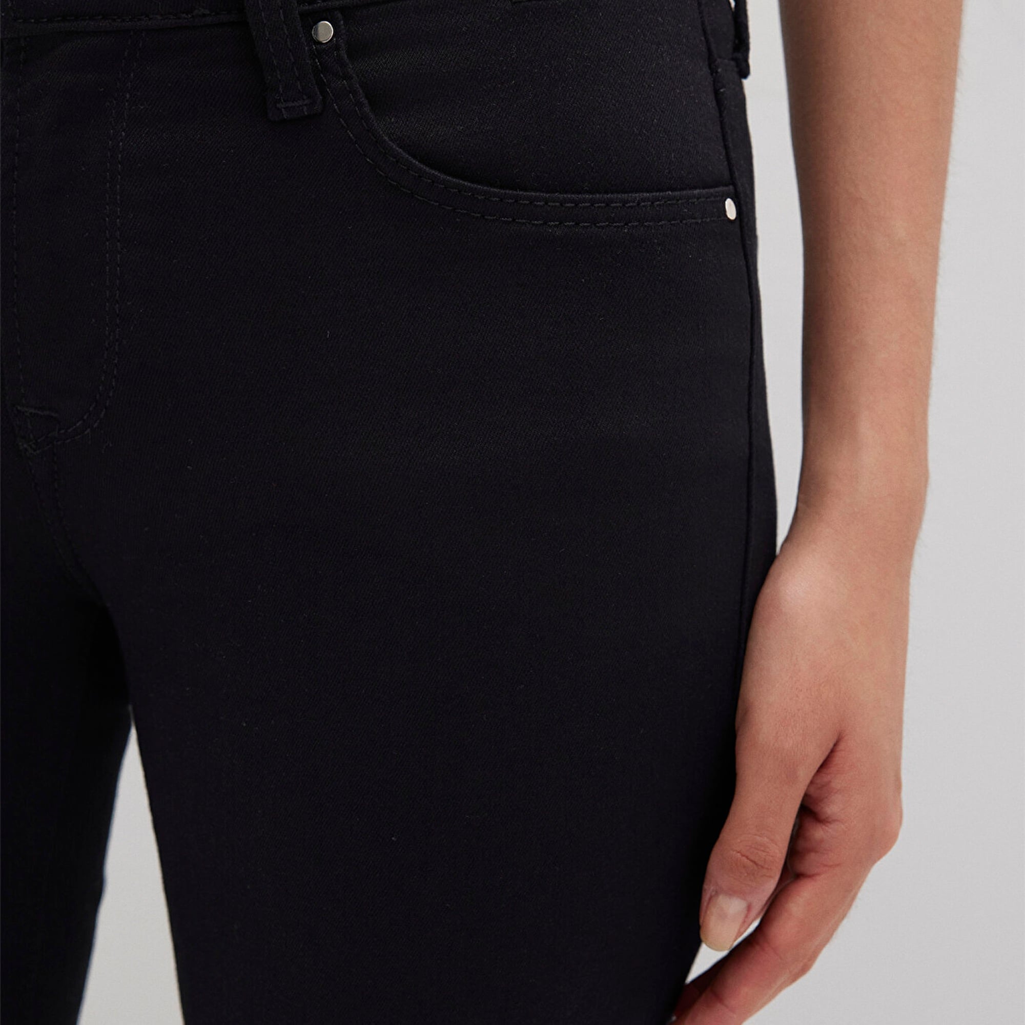 Mavi Mona Casual Siyah Jean Pantolon 1049783049