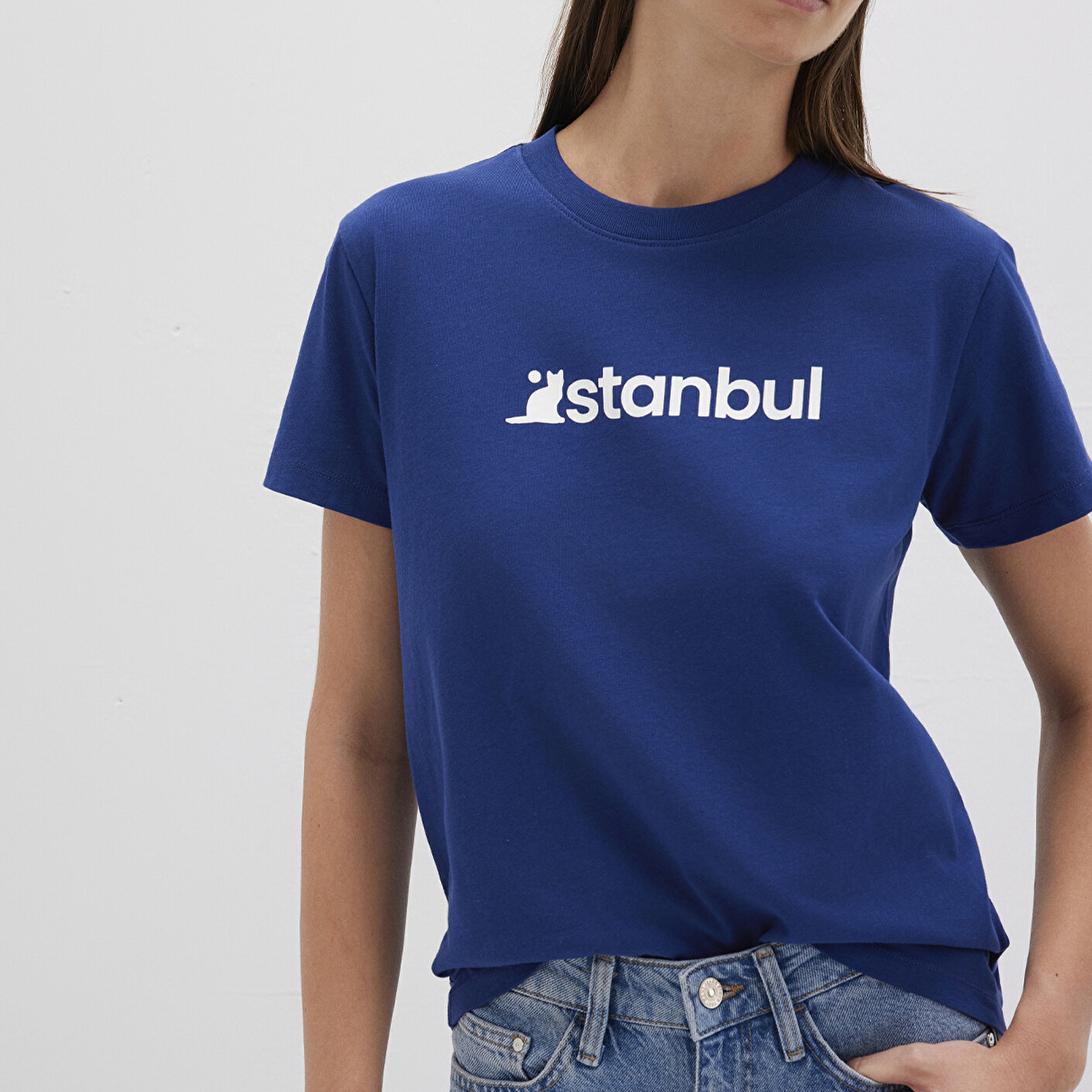 Mavi İstanbul Baskılı Mavi Tişört Semi Slim Fit / Yarı Dar Kesim 1612111-70722