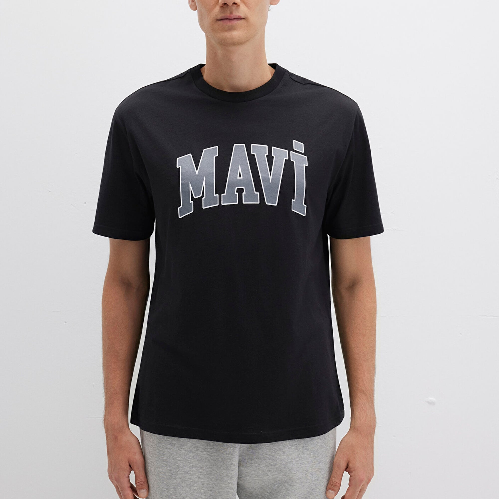 Mavi Mavi Logo Baskılı Siyah Tişört Loose Fit / Bol Rahat Kesim 0611711-900
