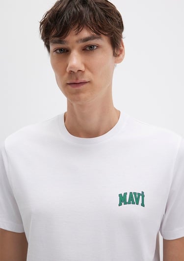  Mavi Mavi Logo Baskılı Beyaz Tişört Regular Fit / Normal Kesim 0611714-620