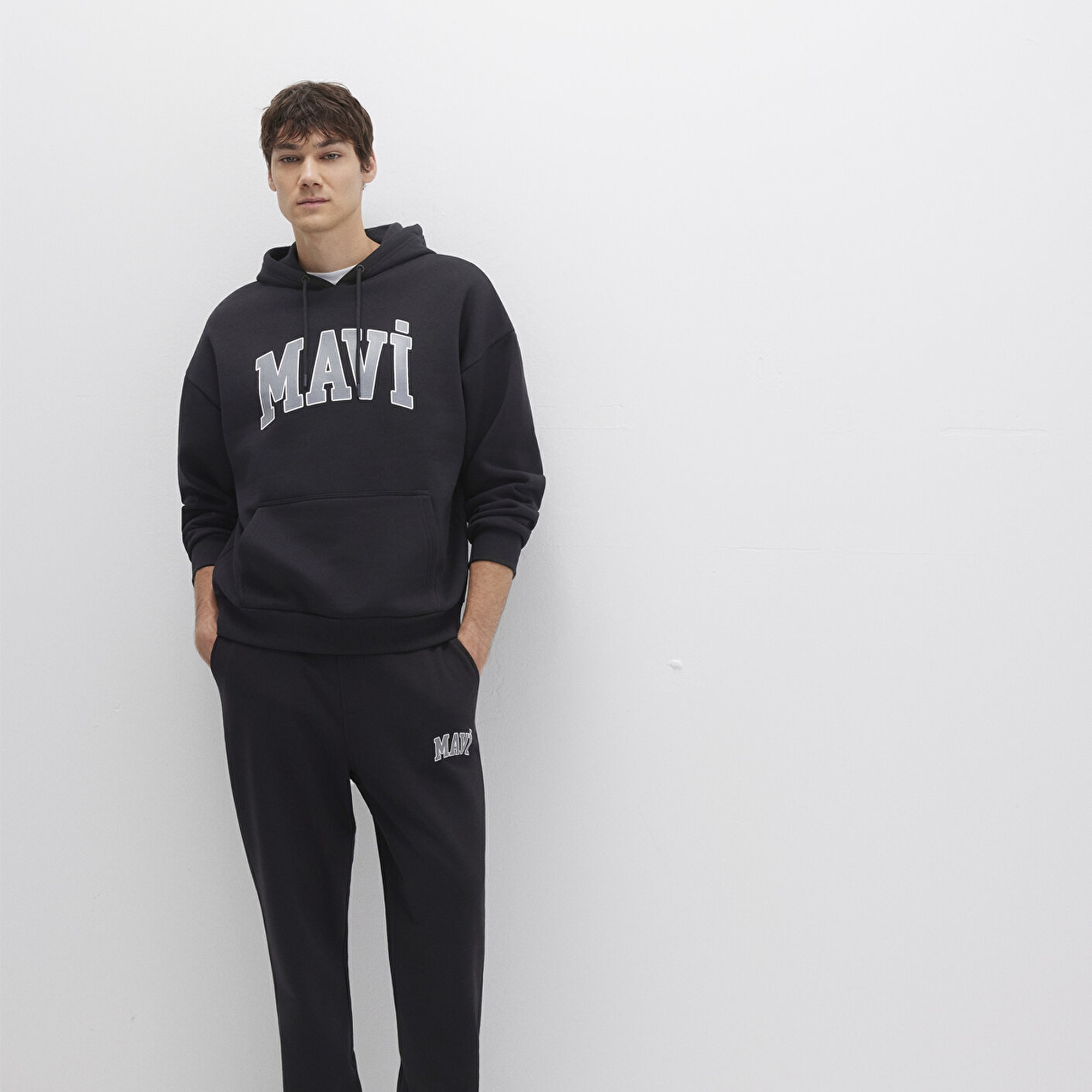 Mavi Mavi Logo Baskılı Siyah Eşofman Altı 0010207-900