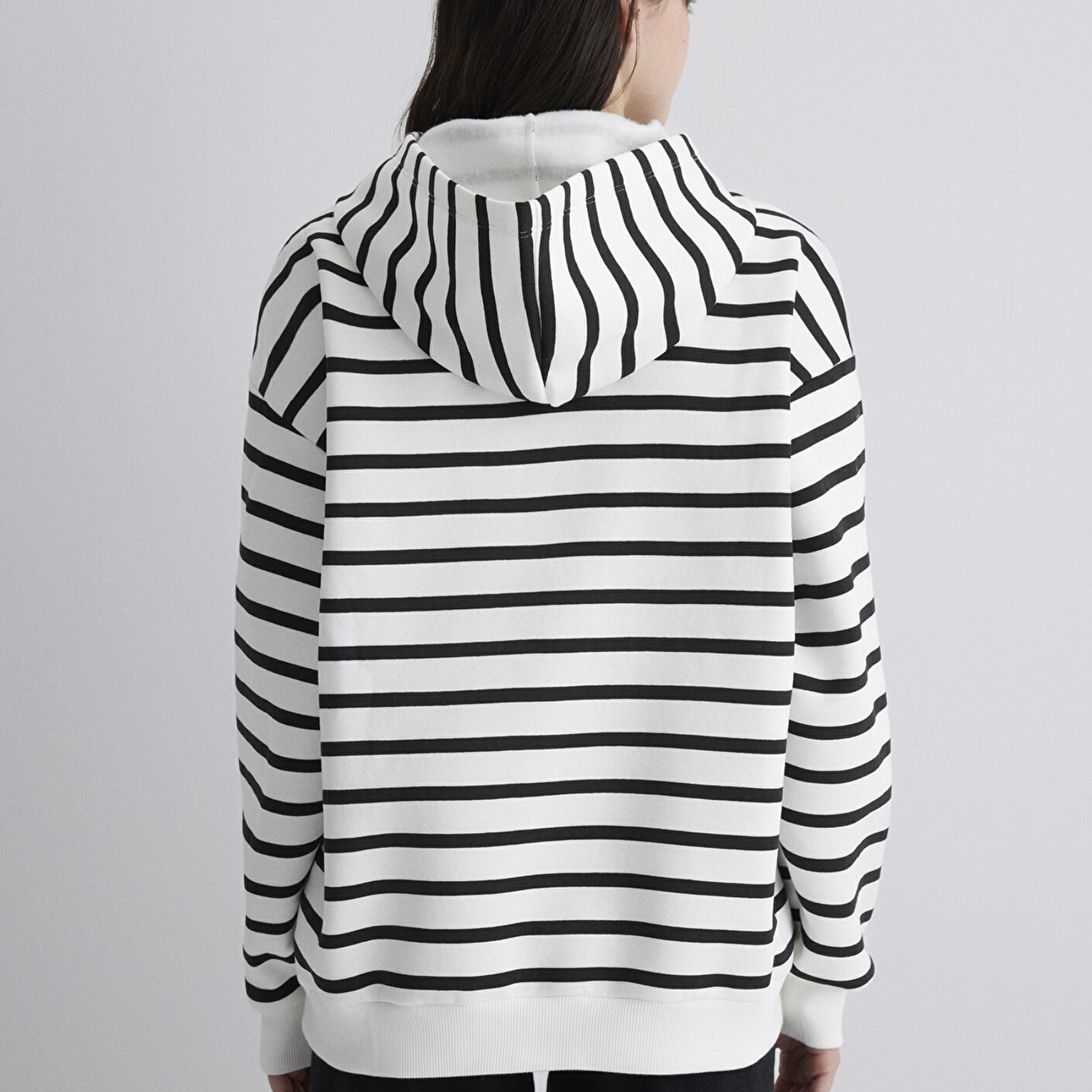 Mavi Mavi Logo Baskılı Beyaz Sweatshirt 1S10118-84603