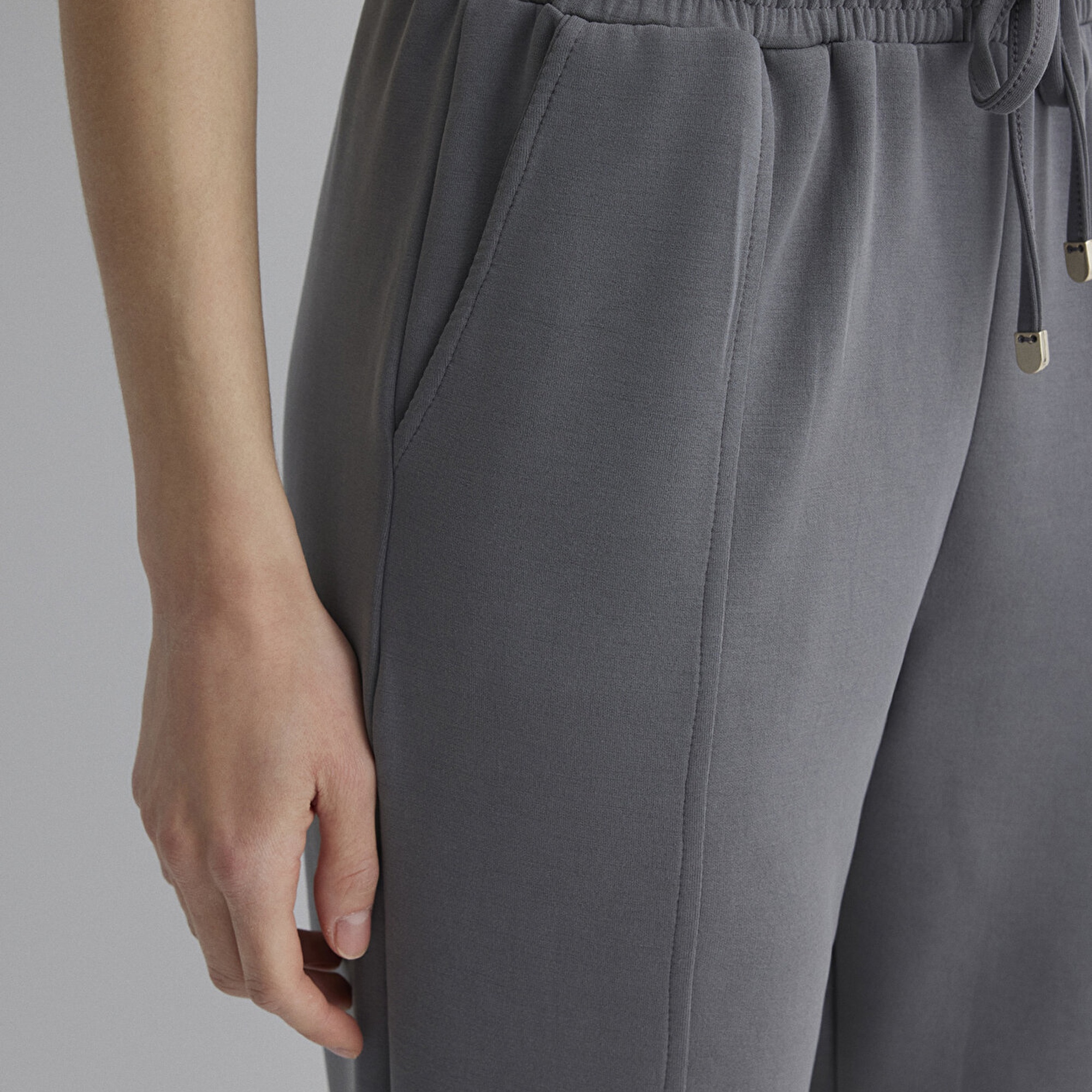 Mavi Lux Touch TENCEL TM Antrasit Modal Eşofman Altı 1600453-70122