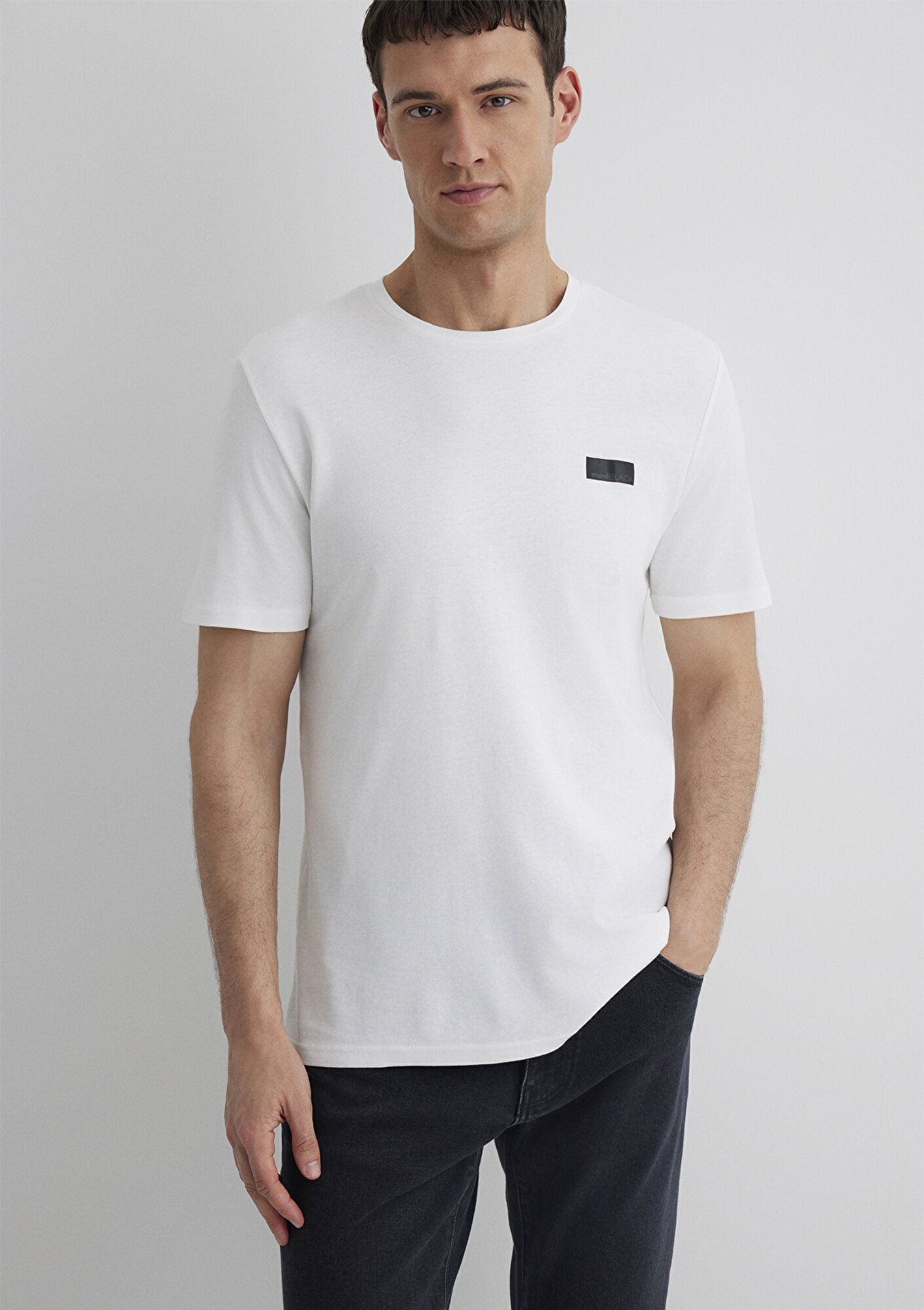  Mavi Mavi Black Baskılı Beyaz Tişört Slim Fit / Dar Kesim 0611401-70057