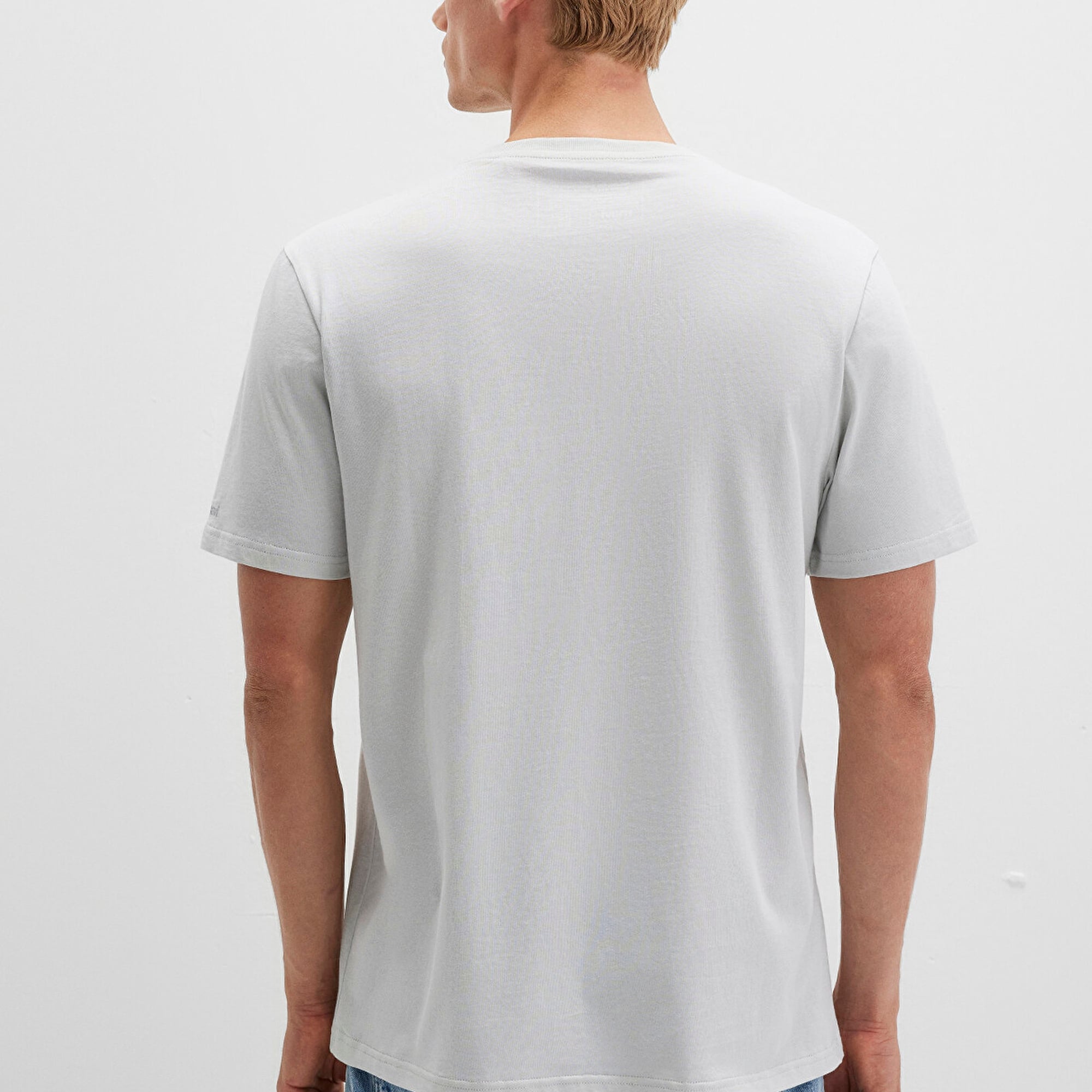 Mavi İstanbul Baskılı Gri Tişört Regular Fit / Normal Kesim 0611789-80618