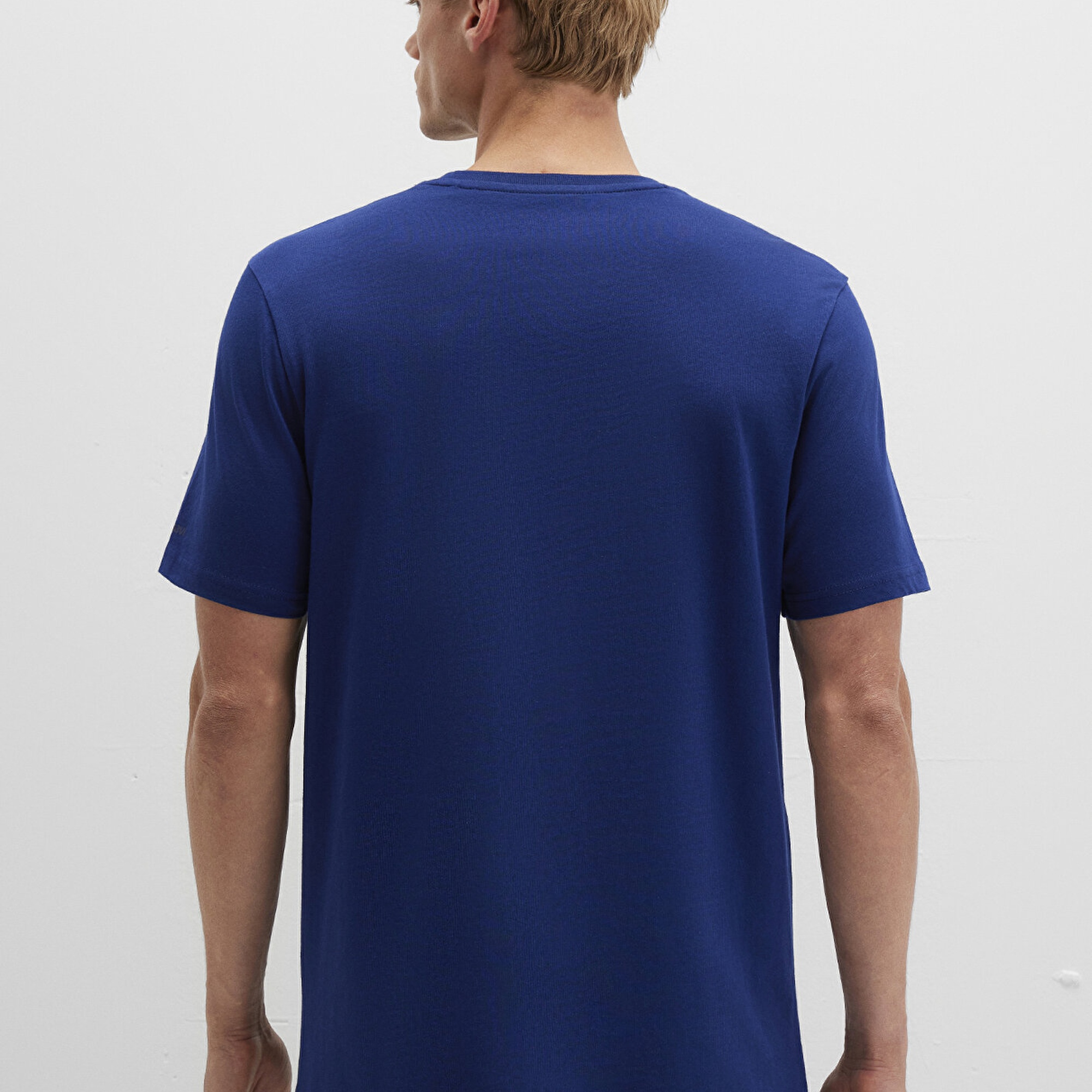 Mavi İstanbul Baskılı Lacivert Tişört Regular Fit / Normal Kesim 0611789-70758