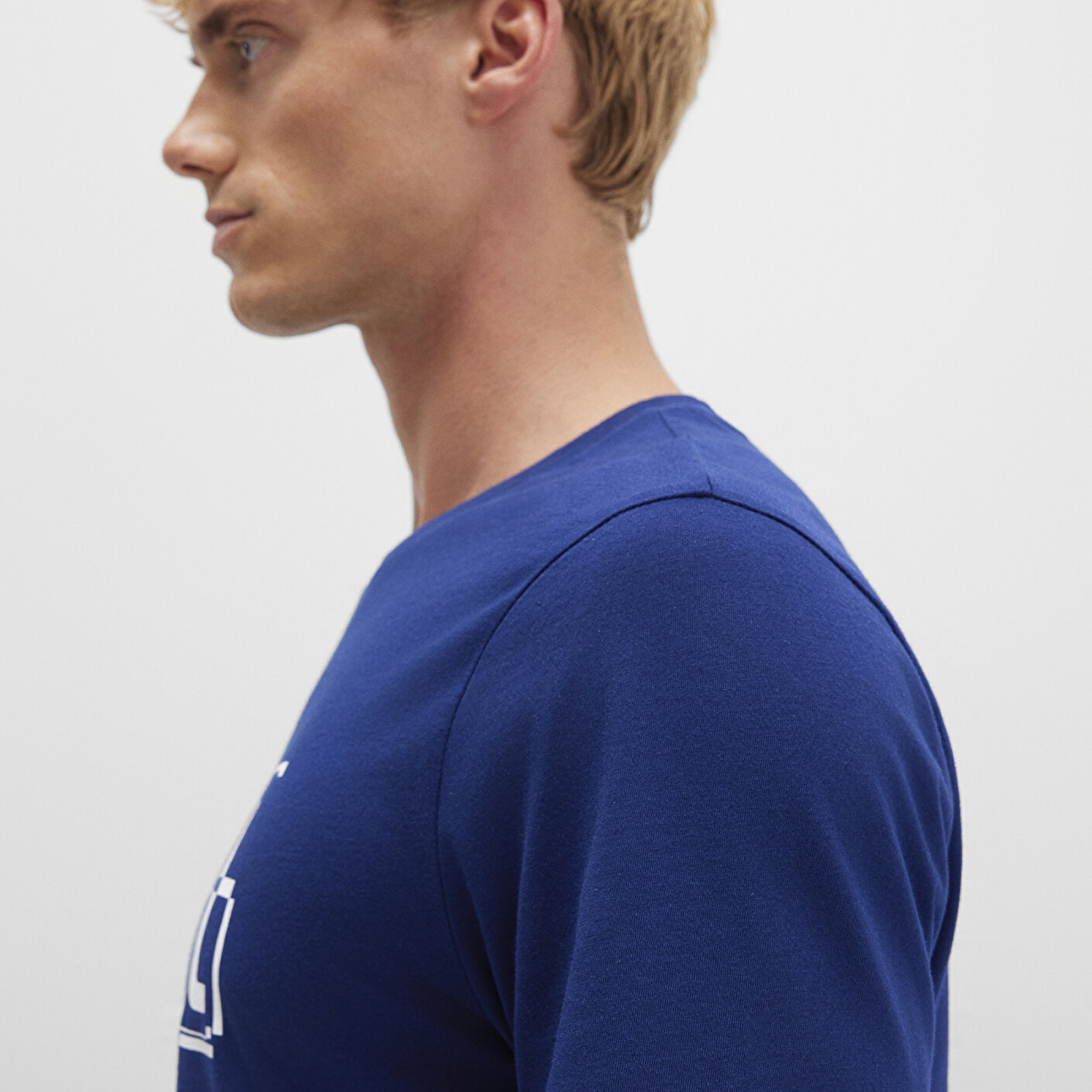 Mavi İstanbul Baskılı Lacivert Tişört Regular Fit / Normal Kesim 0611789-70758