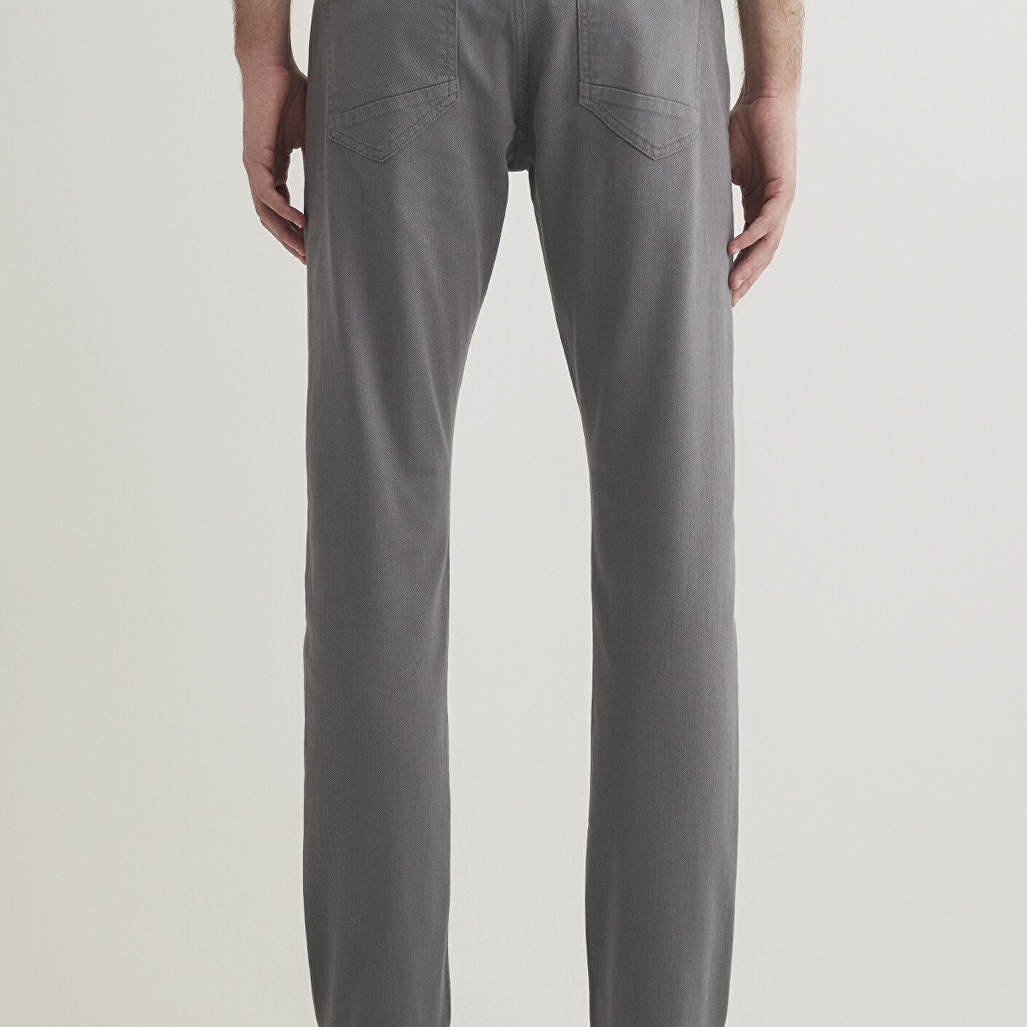 Mavi Jake Koyu Gri Comfort Gabardin Pantolon 0042286569