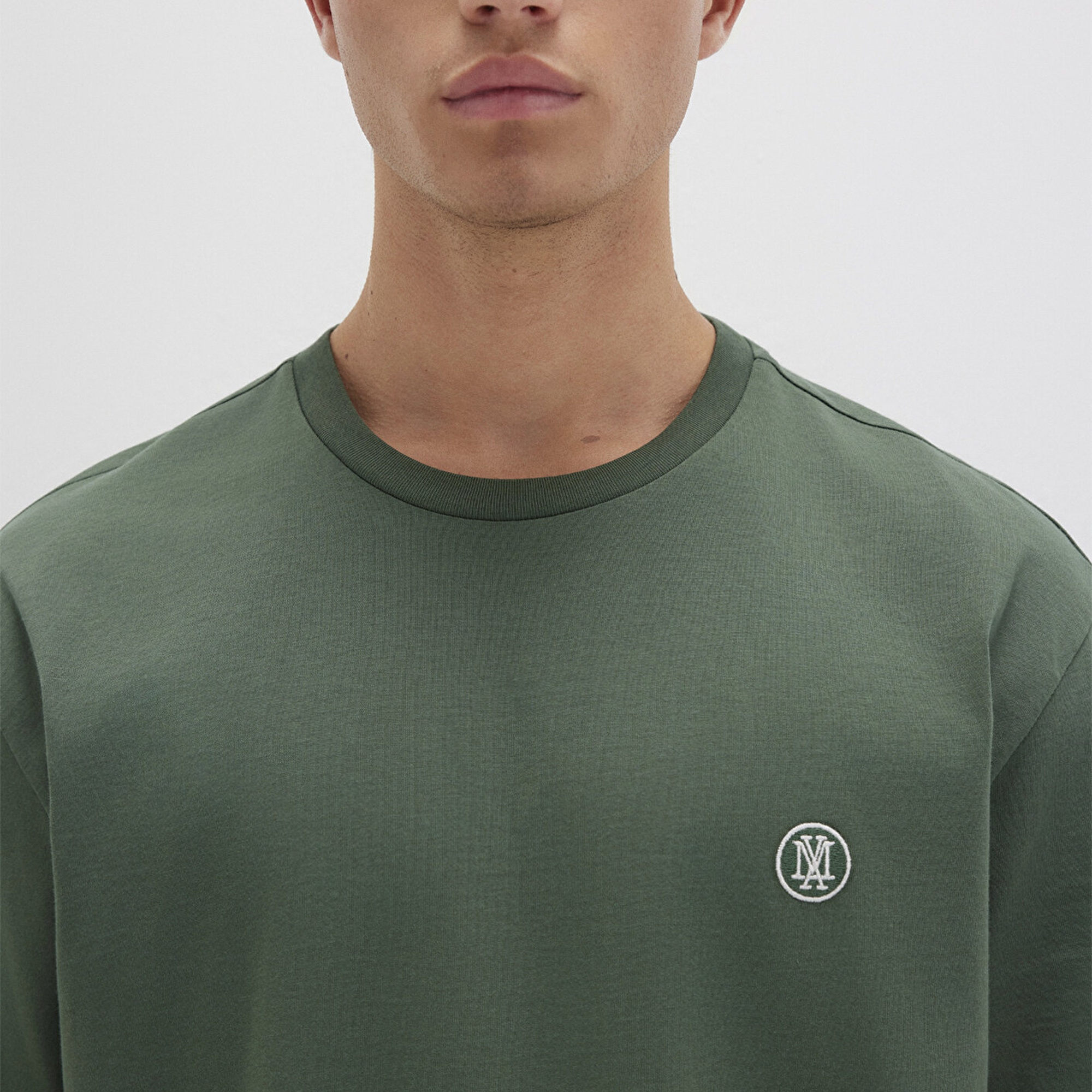 Mavi Mavi Logo İşlemeli Yeşil Basic Tişört Loose Fit / Bol Rahat Kesim 067074-81570