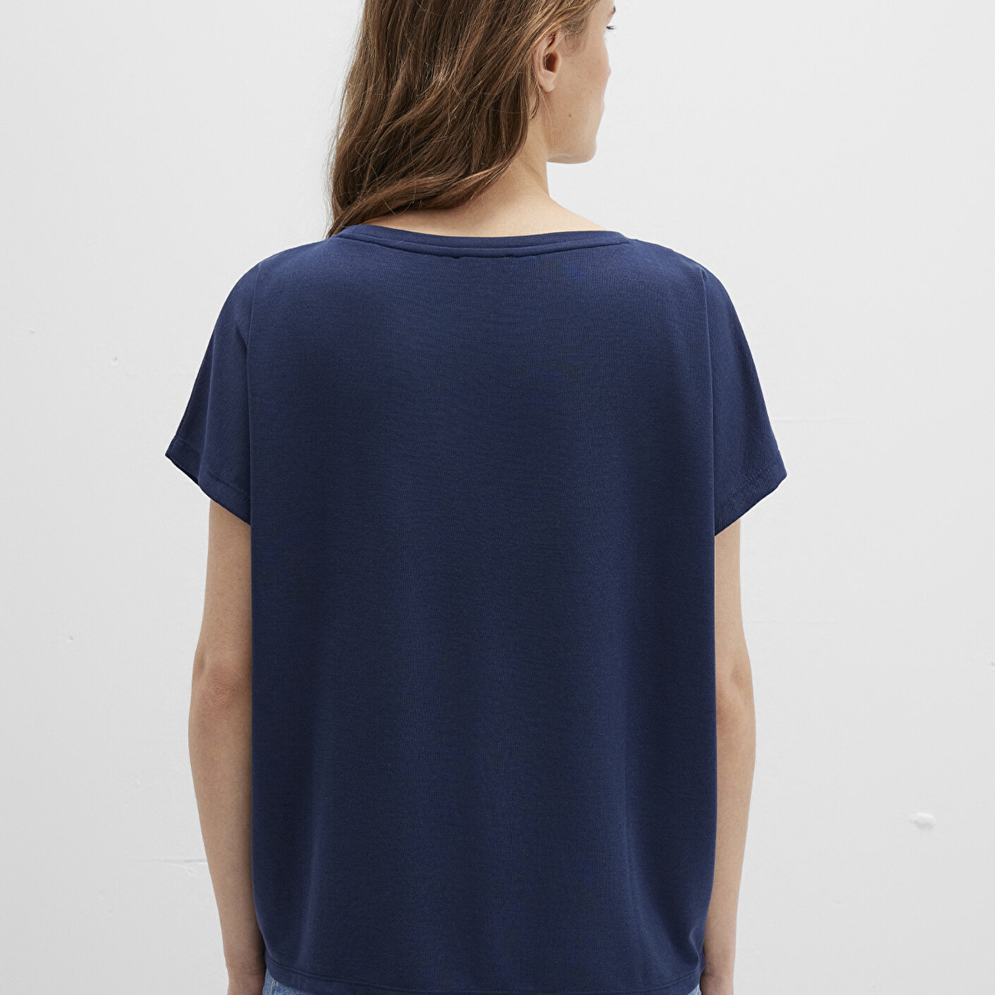 Mavi Lux Touch TENCEL TM Modal Lacivert Basic Tişört Loose Fit / Bol Rahat Kesim 167245-70487