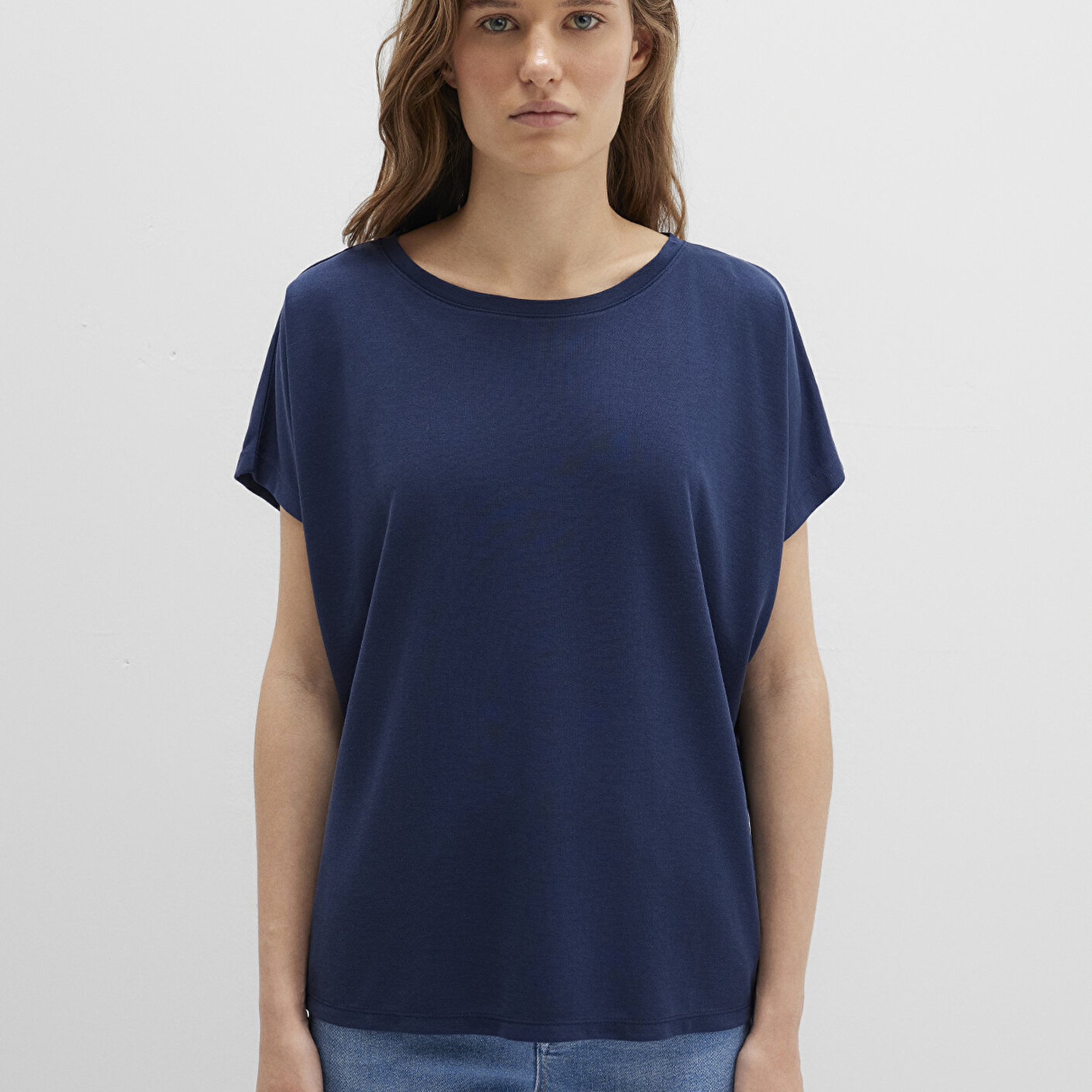 Mavi Lux Touch TENCEL TM Modal Lacivert Basic Tişört Loose Fit / Bol Rahat Kesim 167245-70487