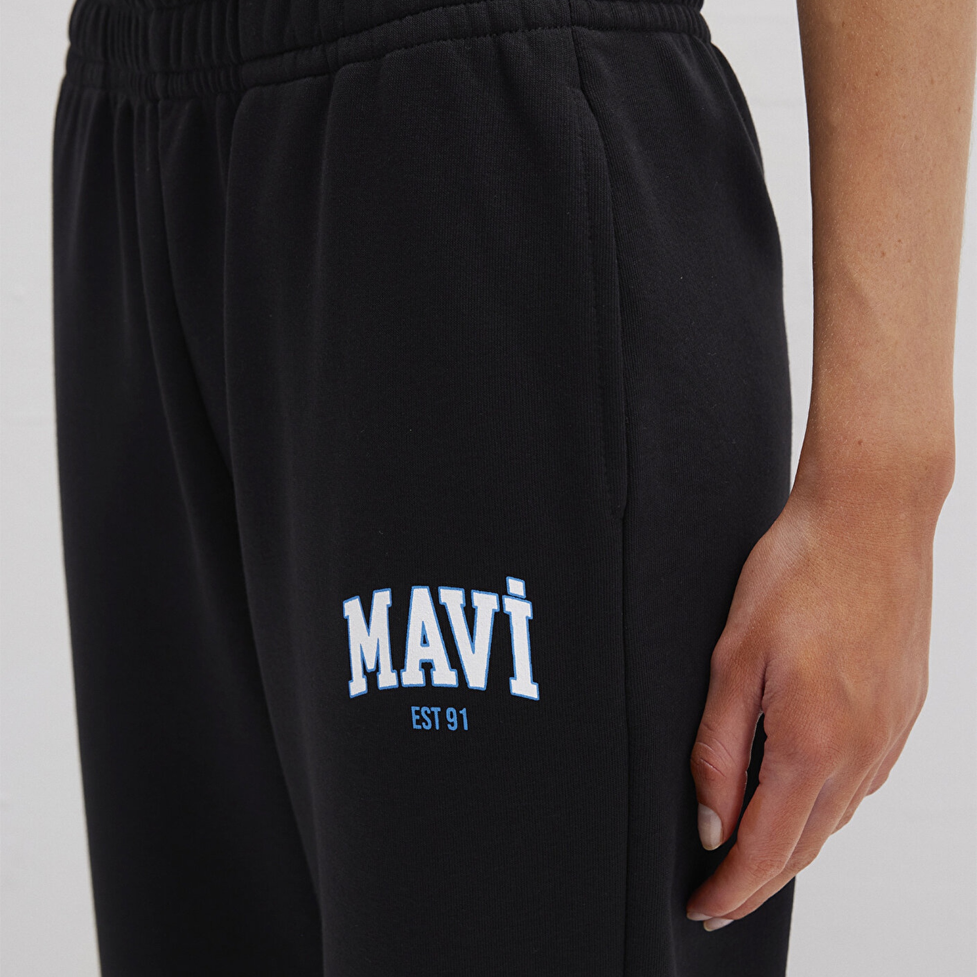 Mavi Mavi Logo Baskılı Siyah Eşofman Altı 1010757-900