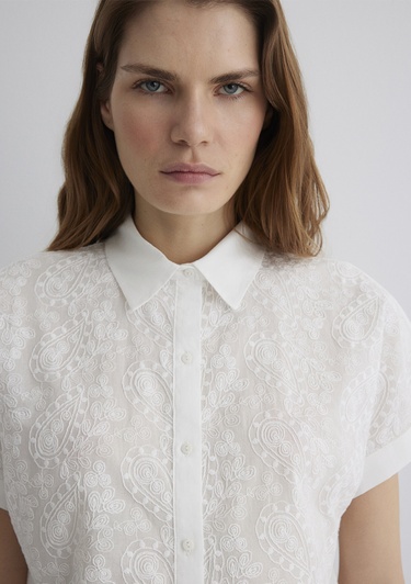  Mavi Nakış Detaylı Ekru Gömlek Regular Fit / Normal Kesim 1210740-70057