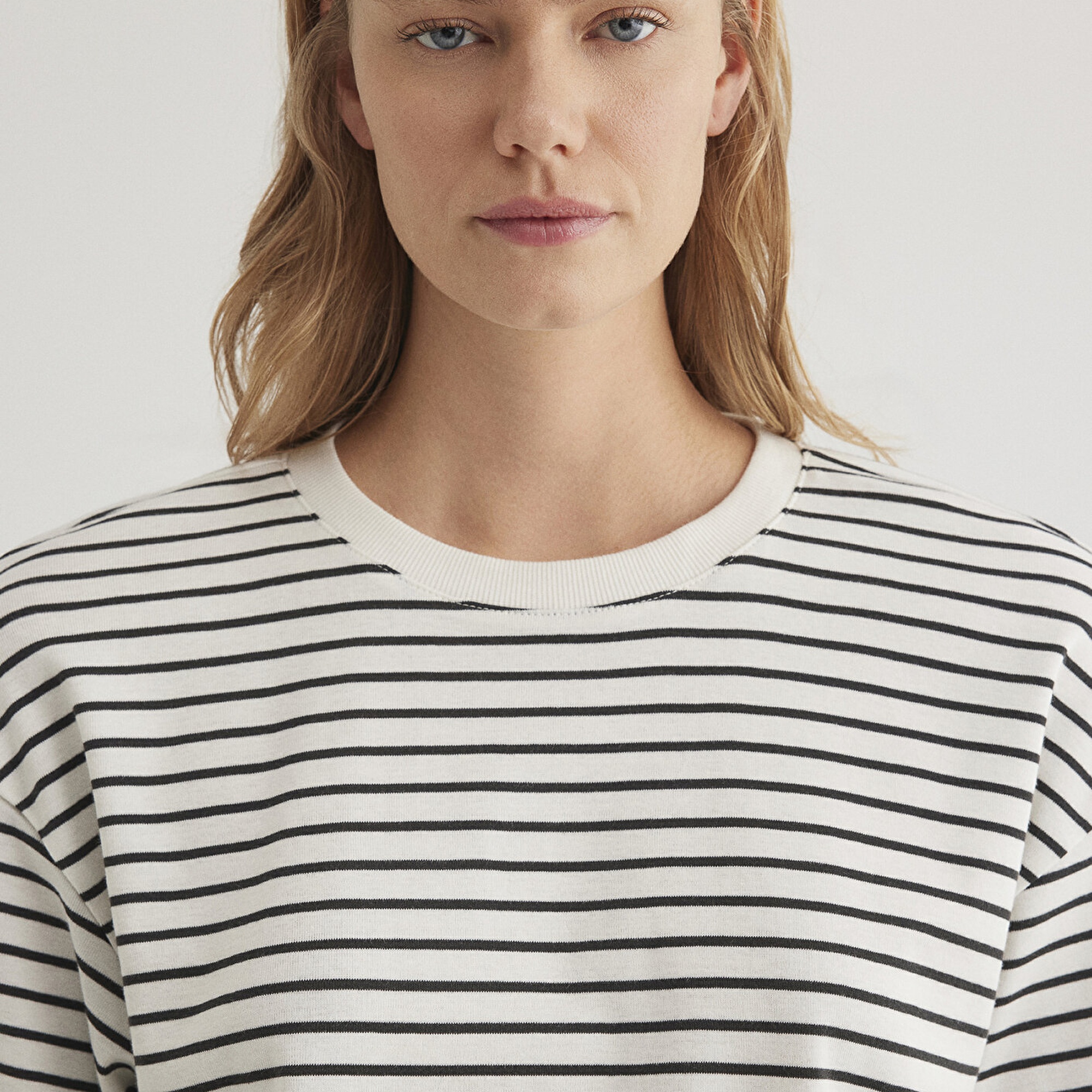 Mavi Çizgili Crop Tişört Crop / Kısa Kesim 1612700-85308